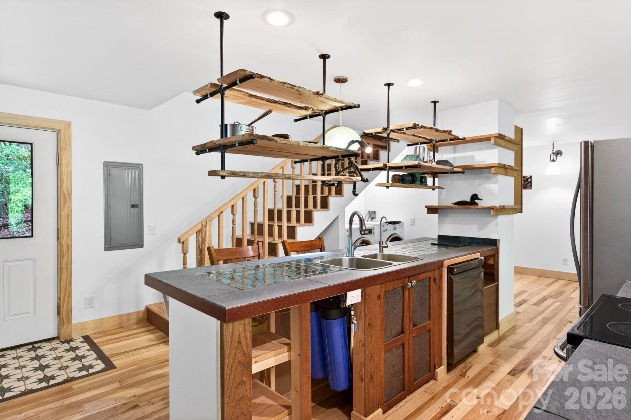 378 Dobson View Drive — Nebo