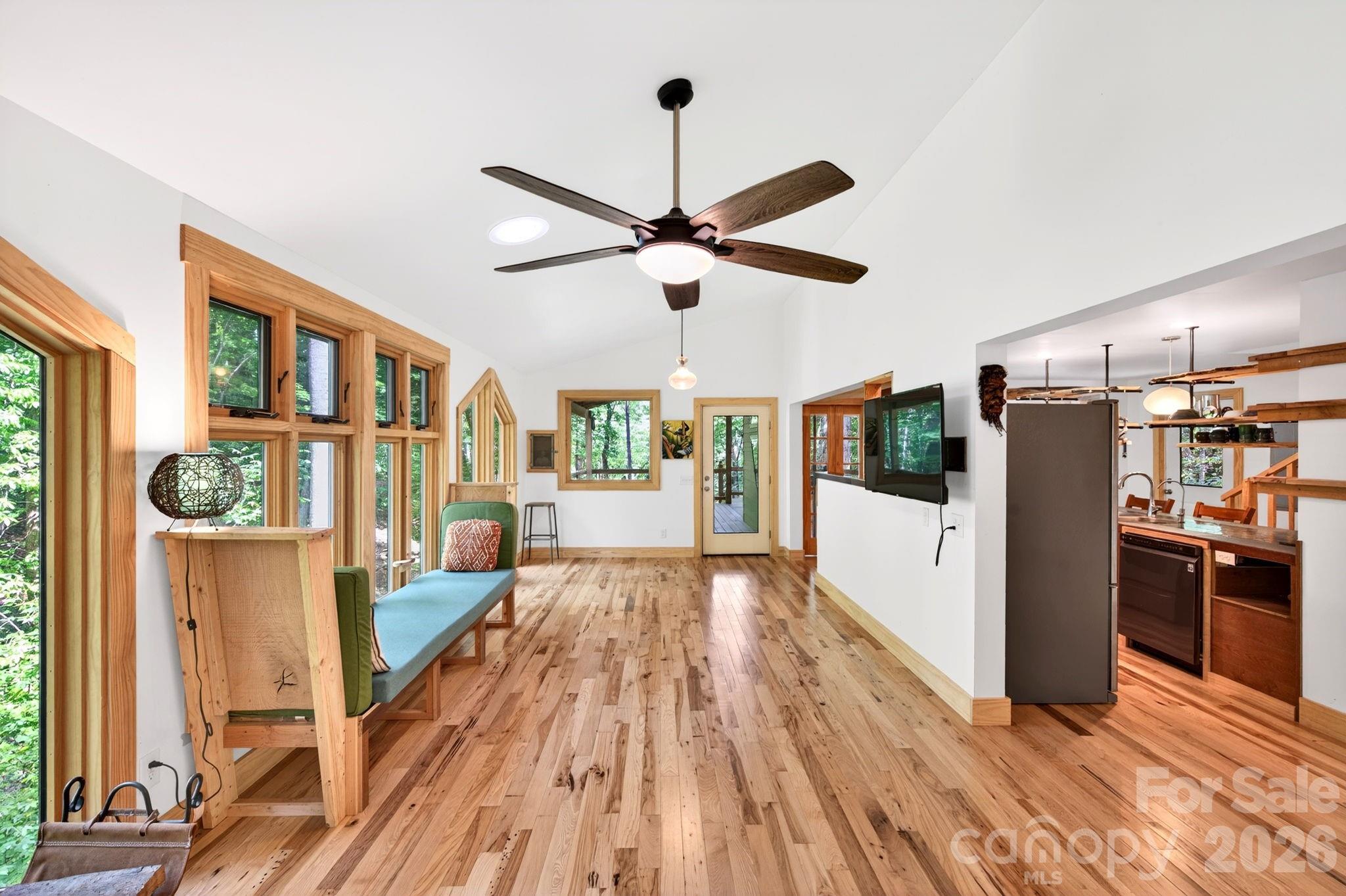 378 Dobson View Drive — Nebo