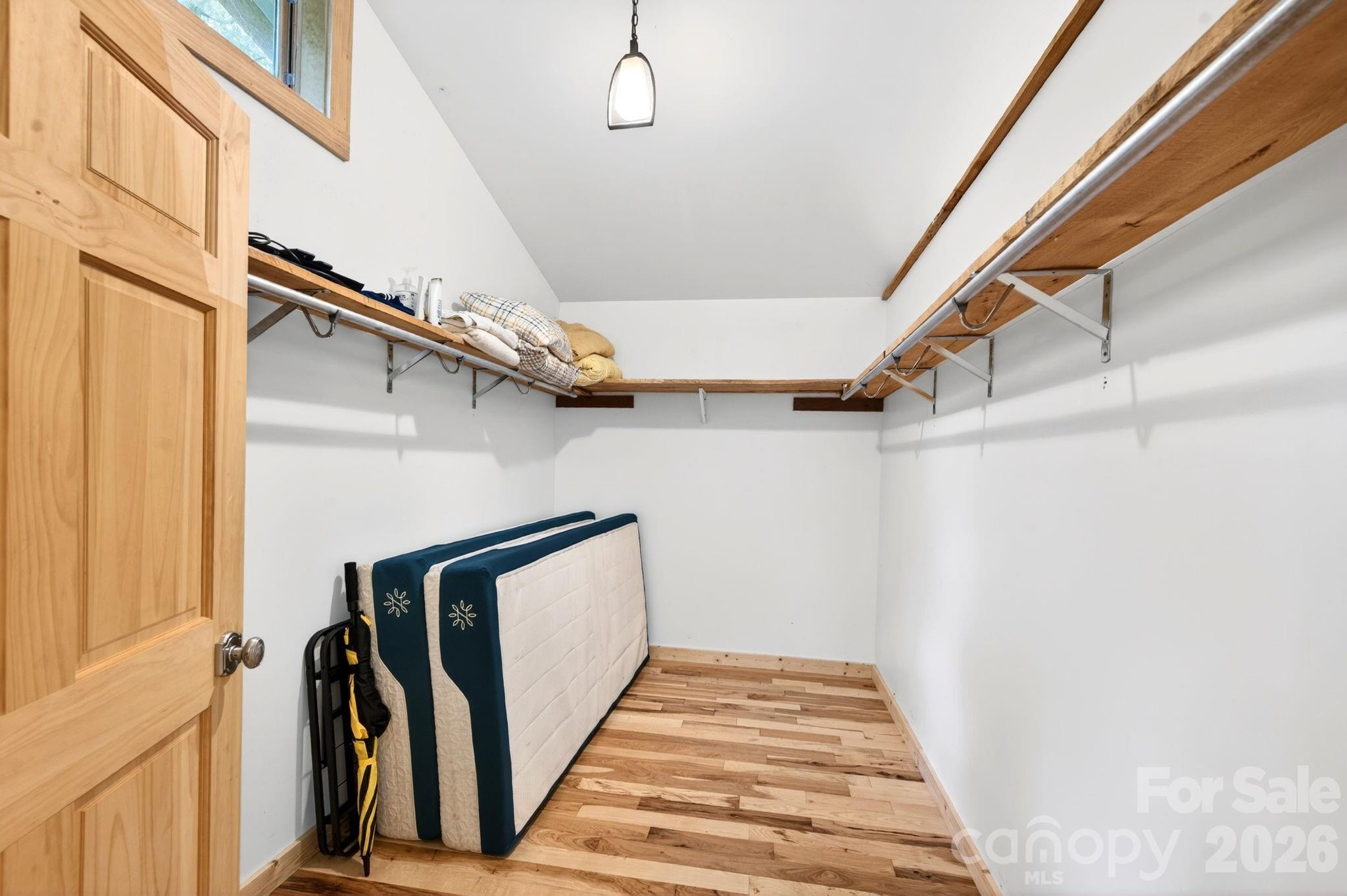 378 Dobson View Drive — Nebo
