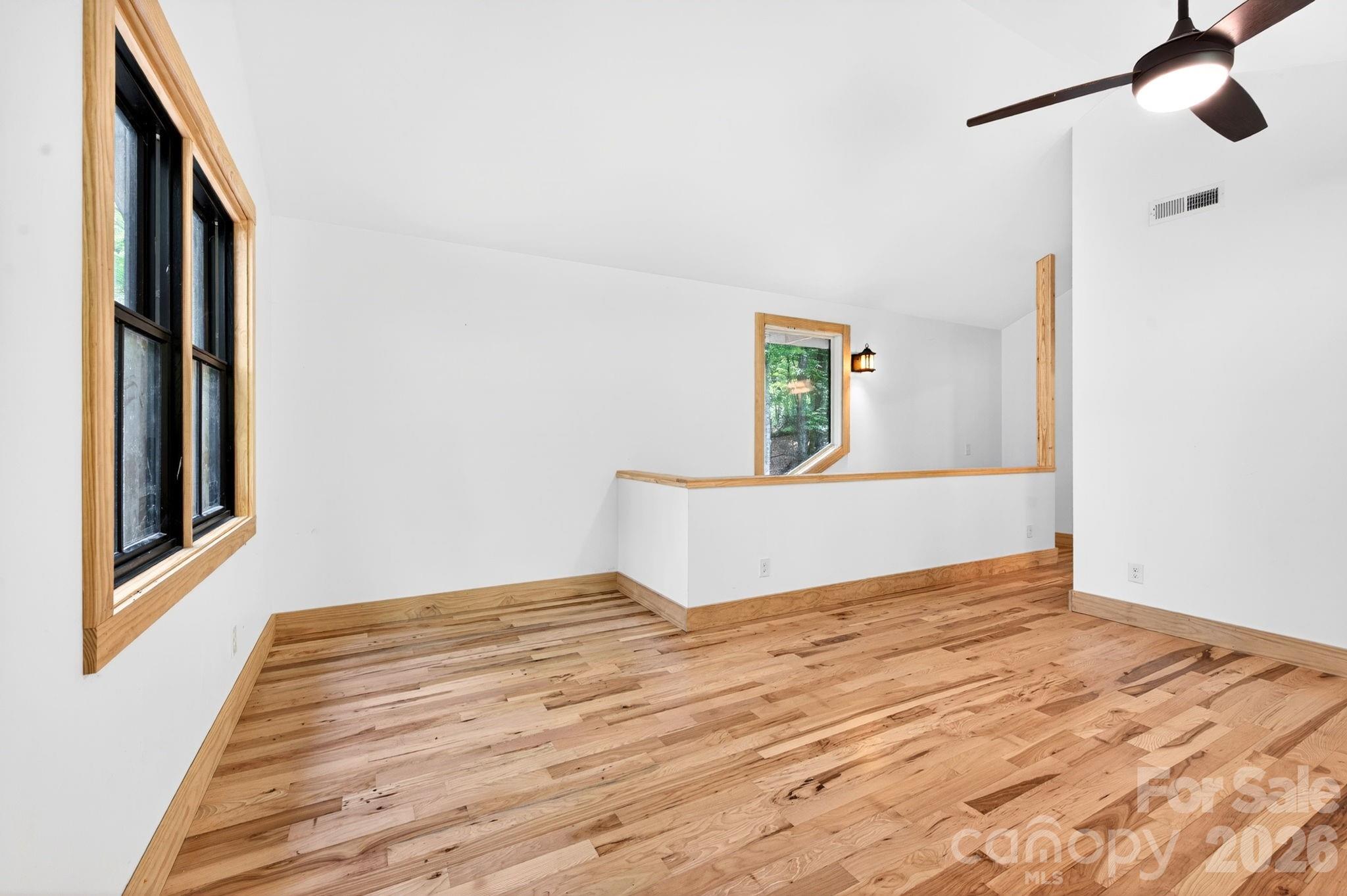 378 Dobson View Drive — Nebo