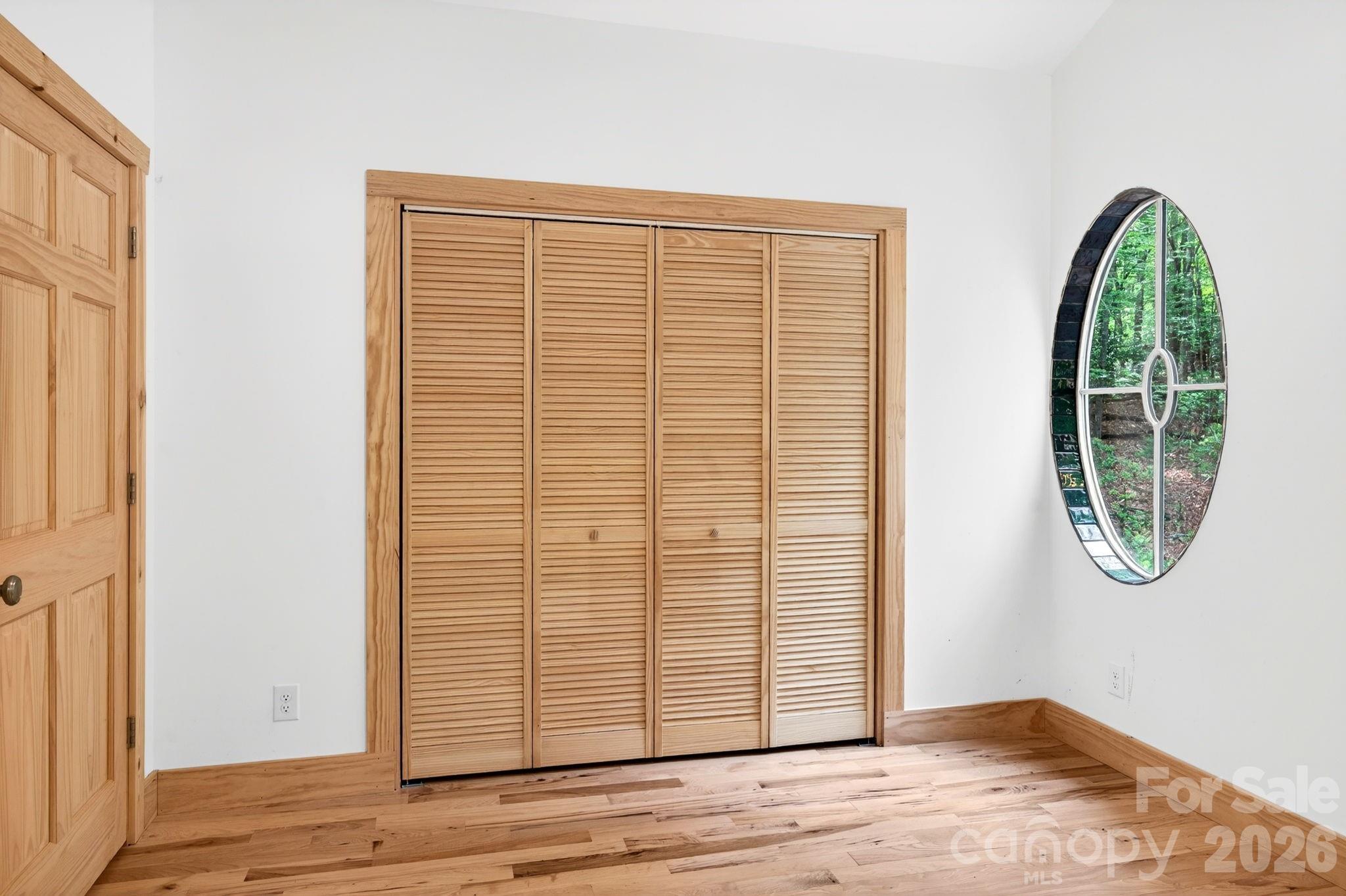378 Dobson View Drive — Nebo