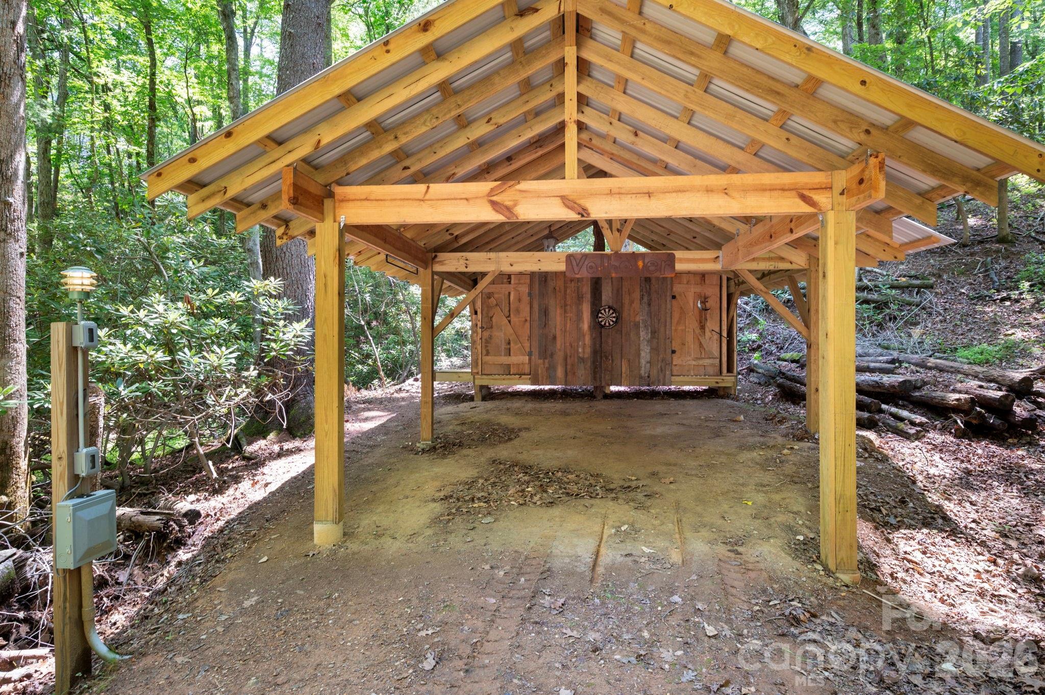 378 Dobson View Drive — Nebo