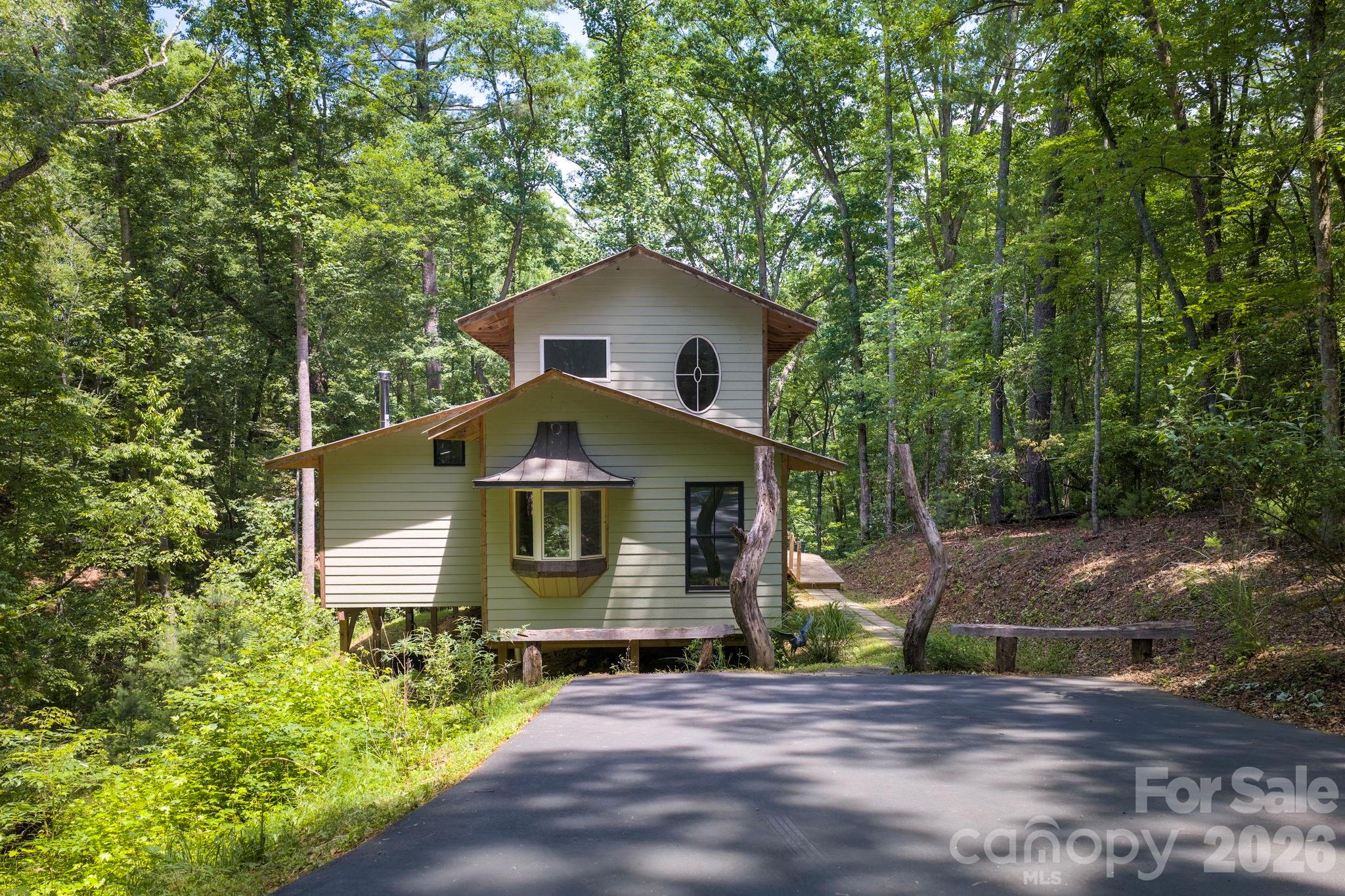 378 Dobson View Drive — Nebo