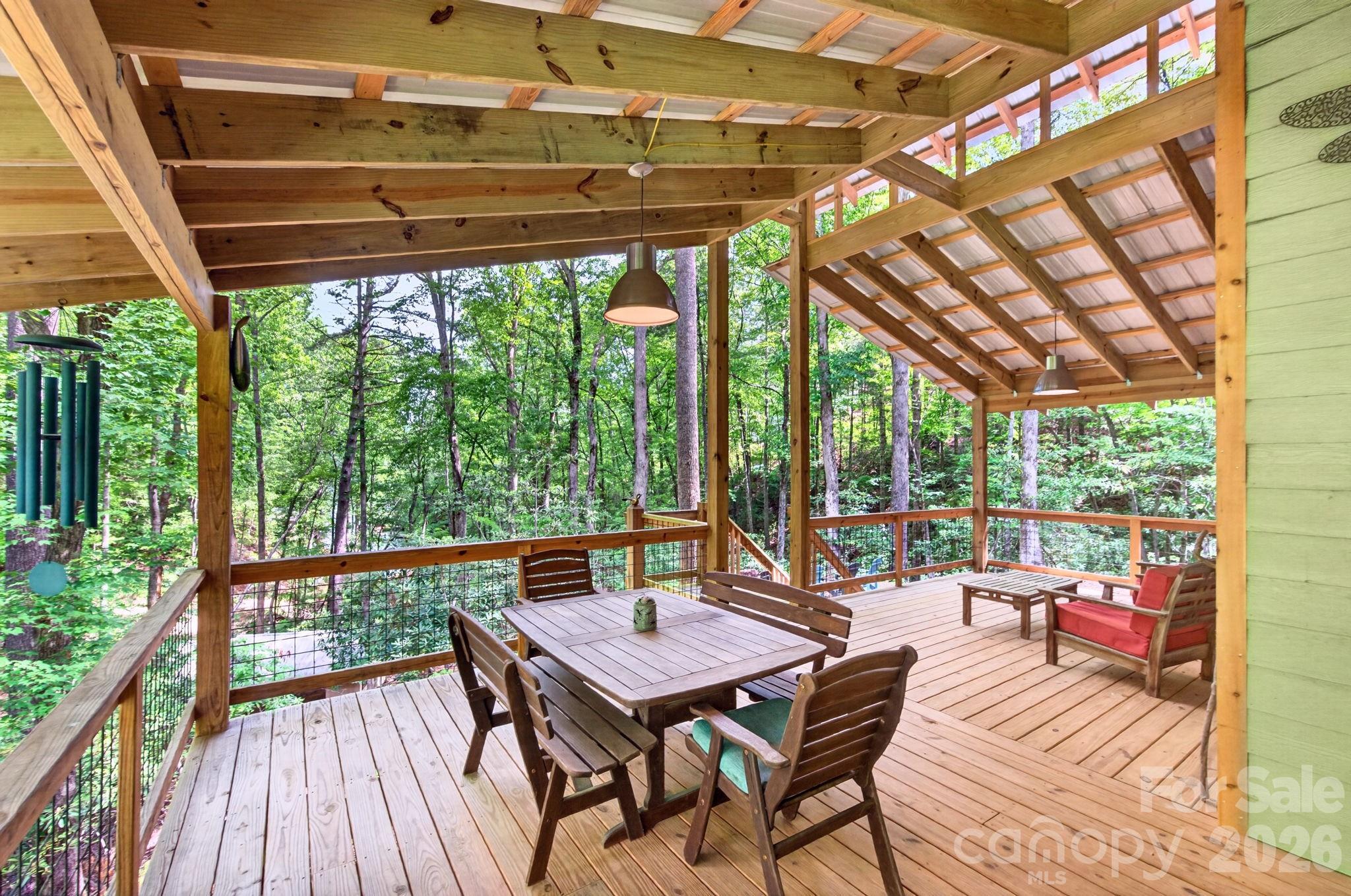 378 Dobson View Drive — Nebo