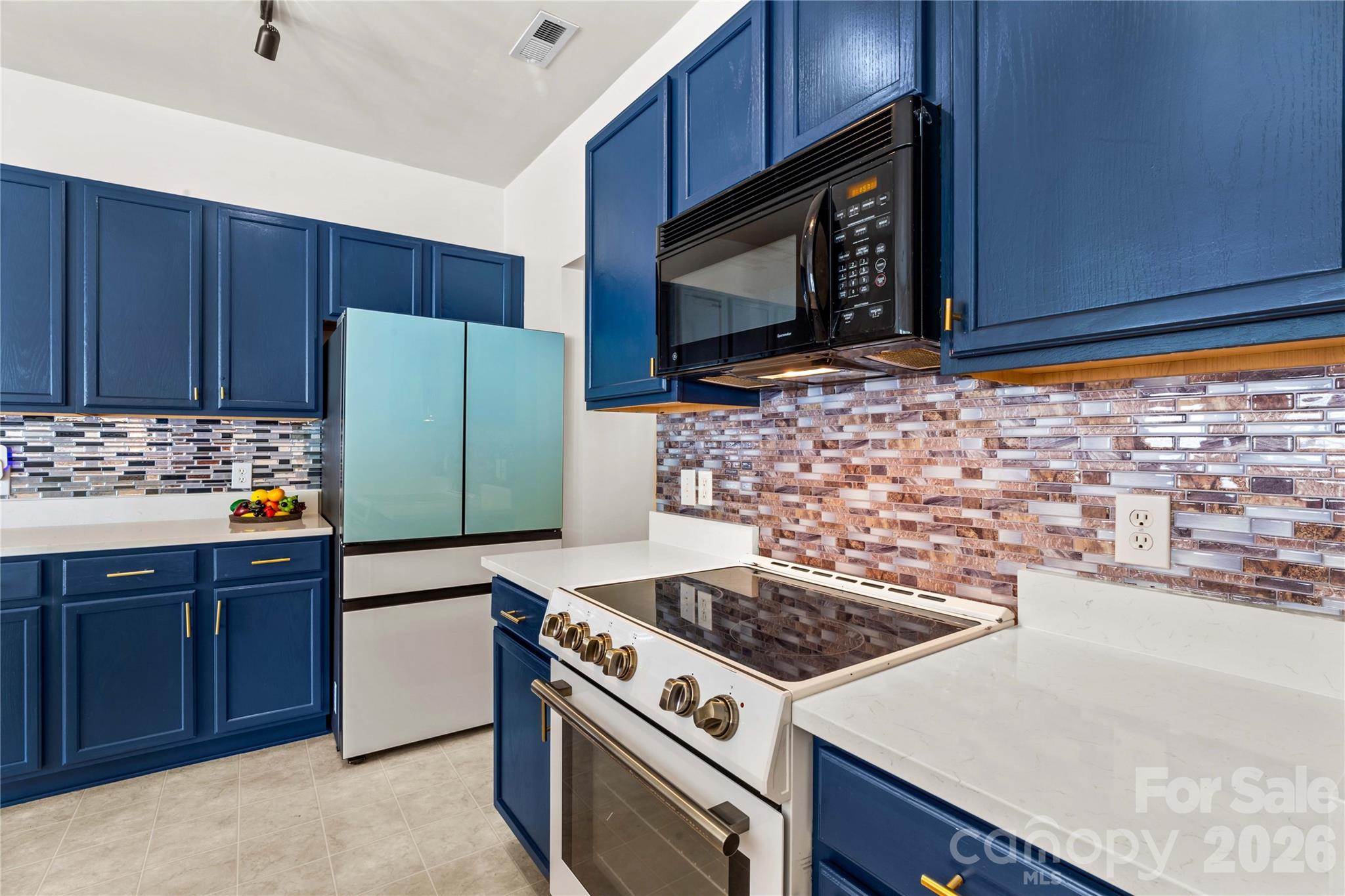11148 Heritage Green Drive — Cornelius