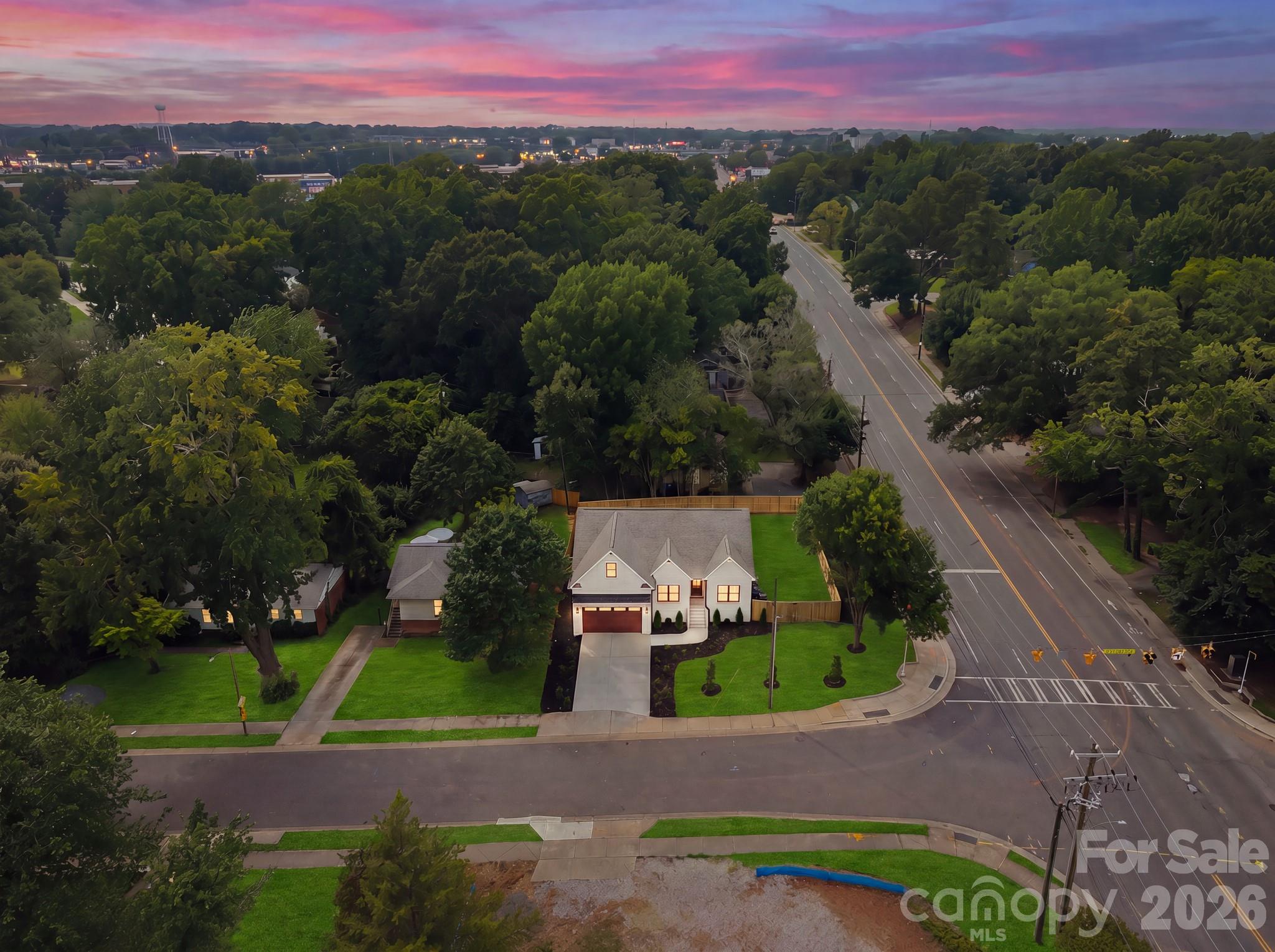 4704 Murrayhill Road — Charlotte