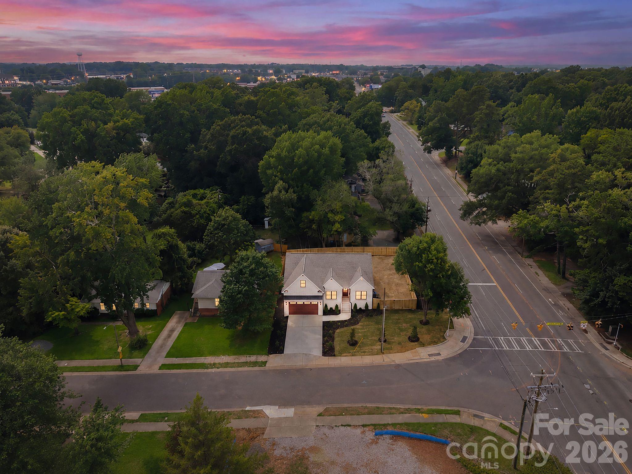 4704 Murrayhill Road — Charlotte