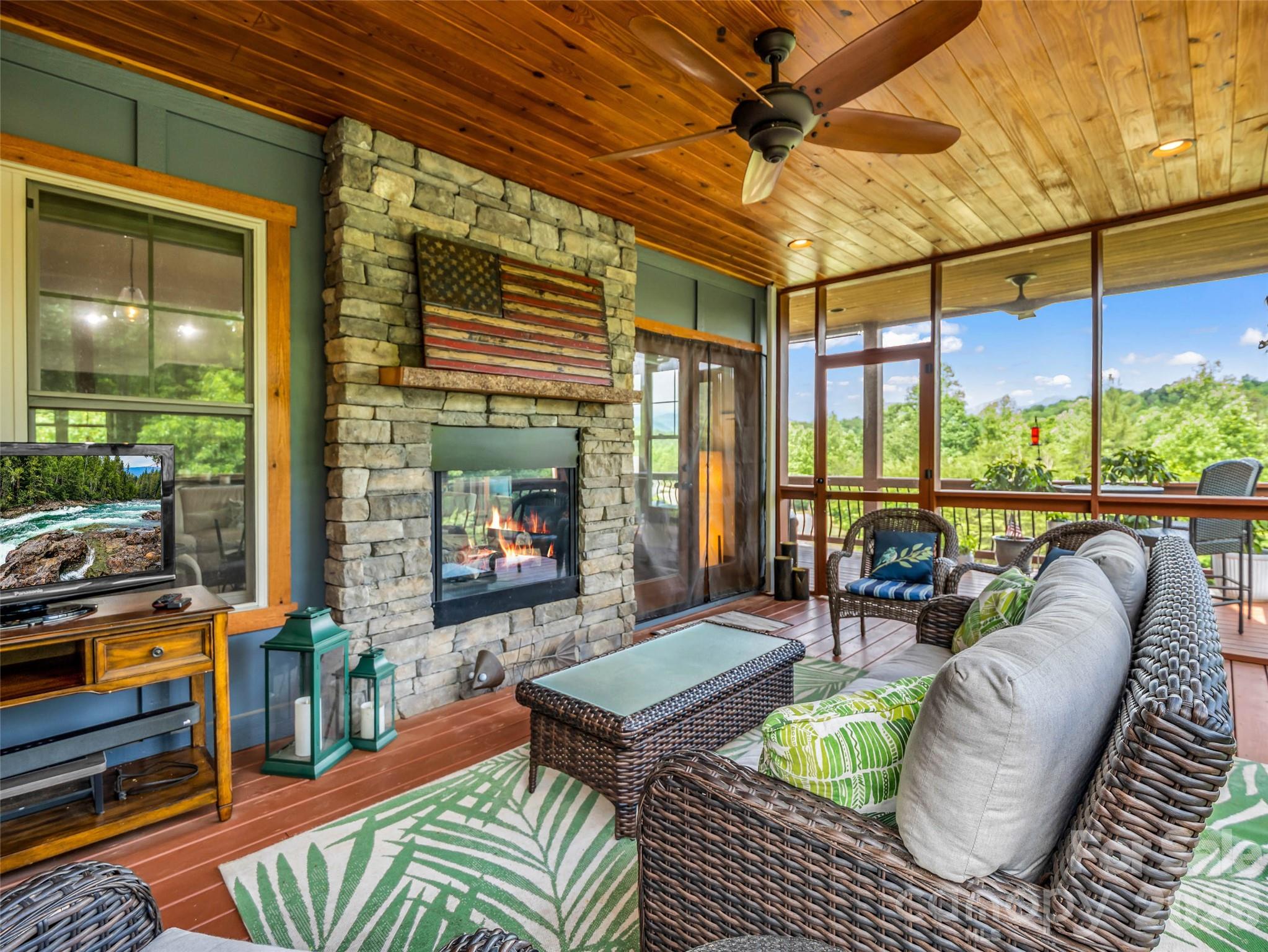 334 Willow Top Lane — Lake Lure