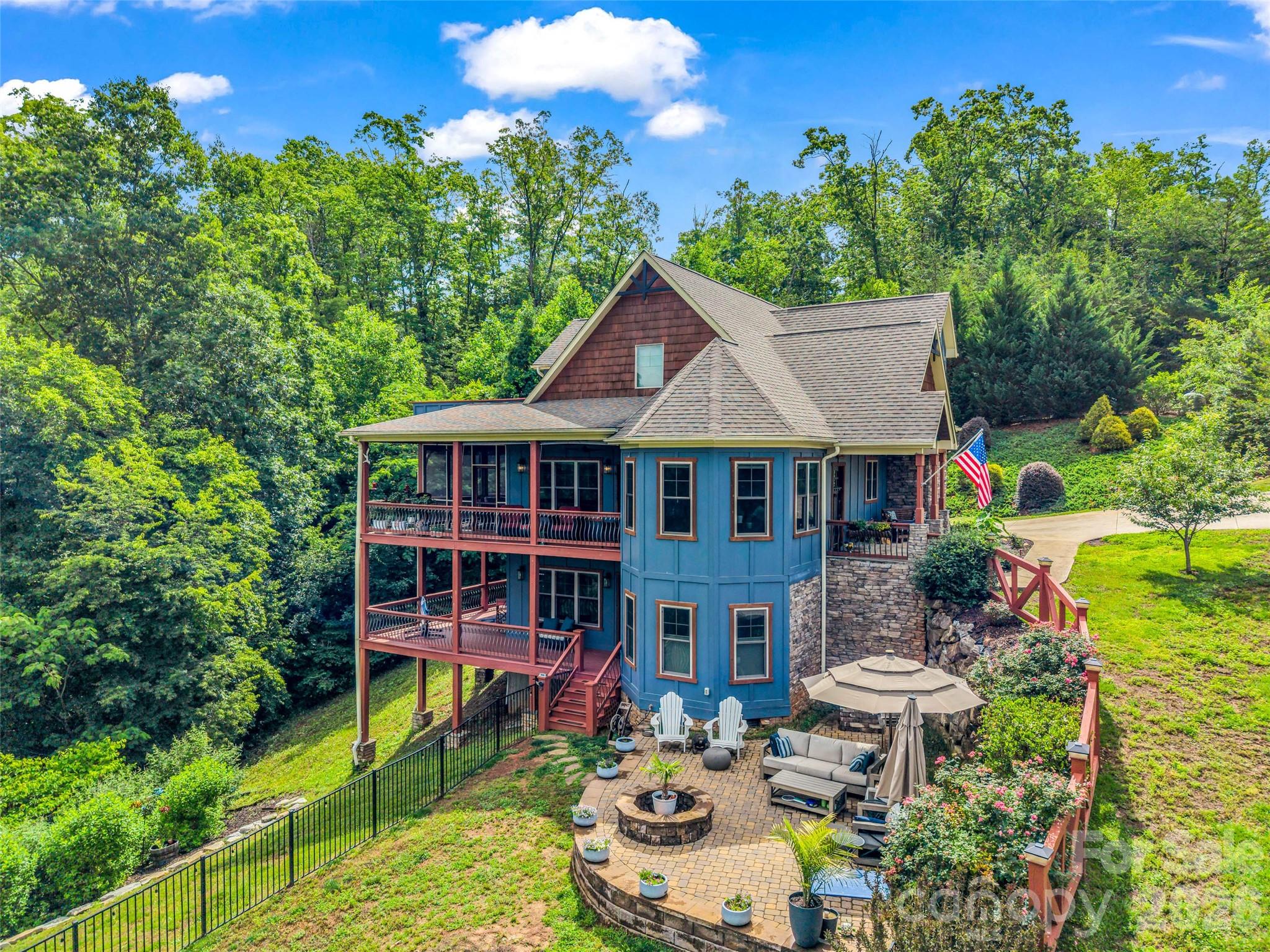 334 Willow Top Lane — Lake Lure
