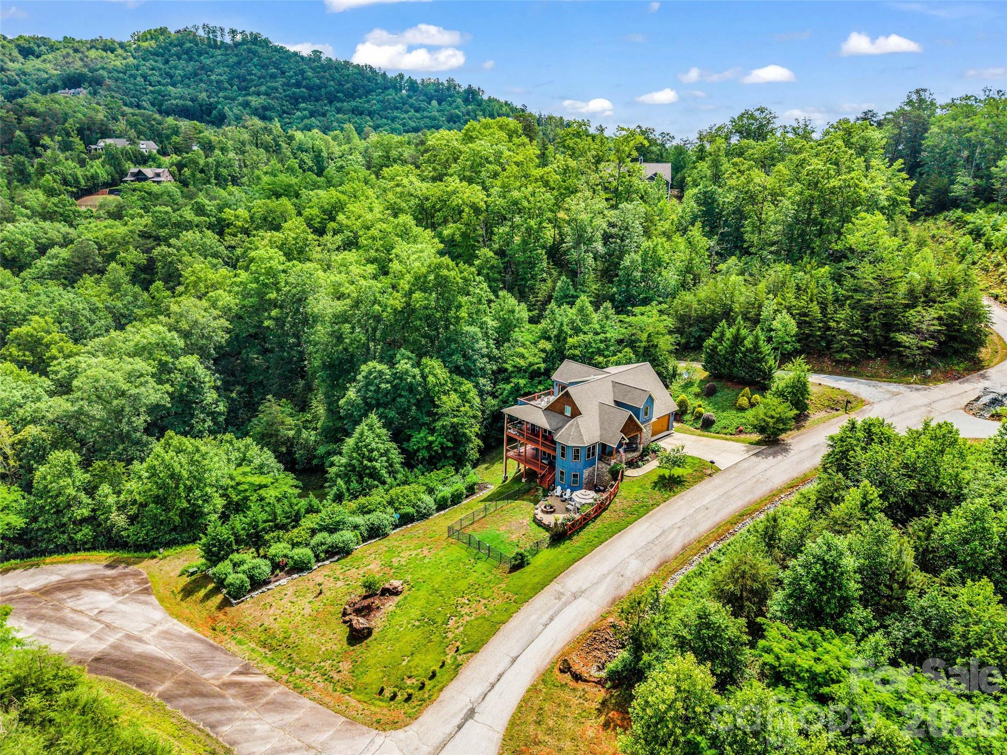 334 Willow Top Lane — Lake Lure