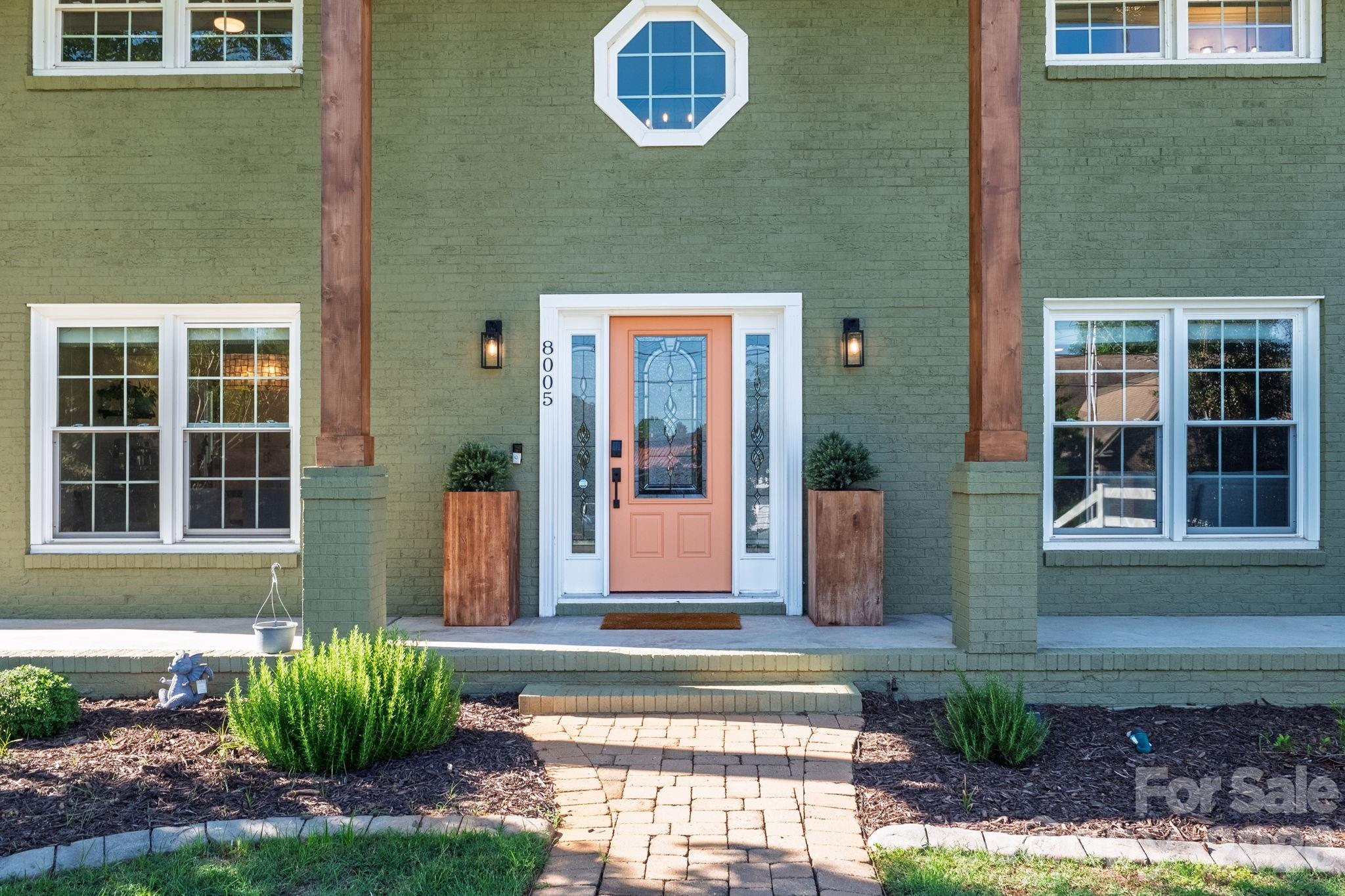 8005 Island View Court — Denver