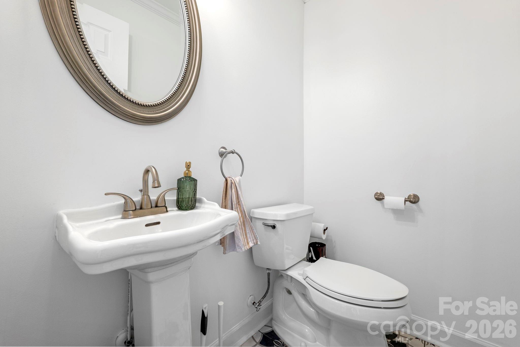 8005 Island View Court — Denver