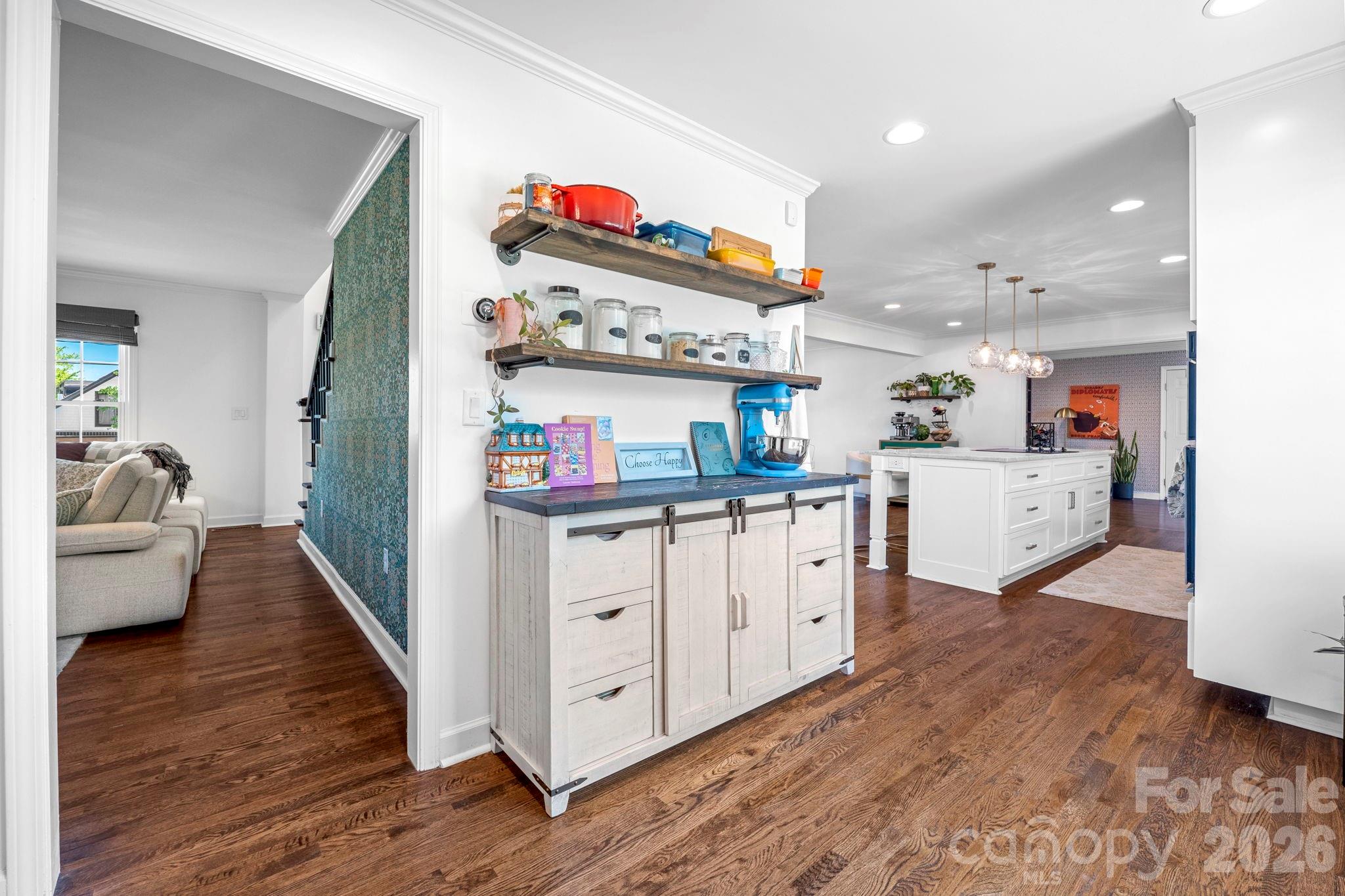 8005 Island View Court — Denver
