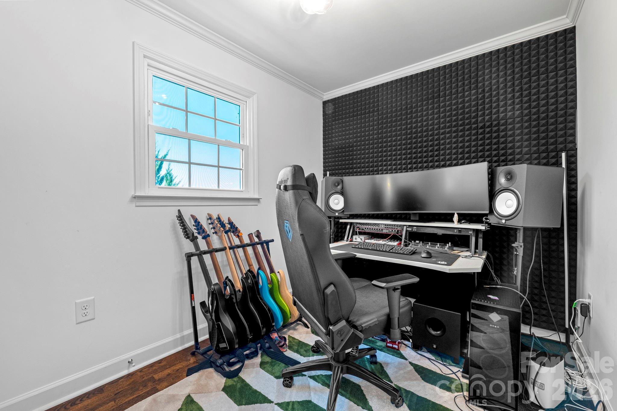 8005 Island View Court — Denver