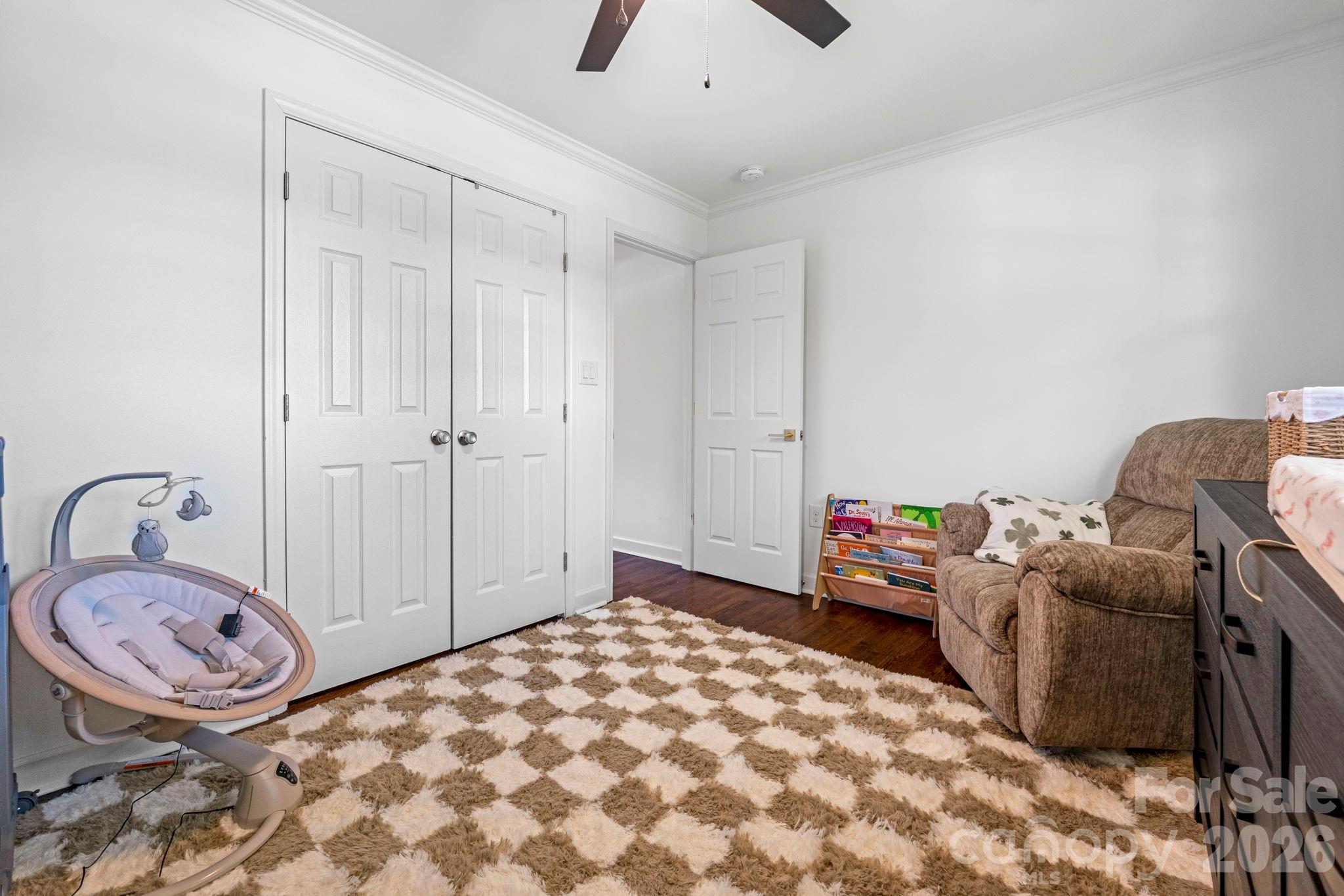 8005 Island View Court — Denver