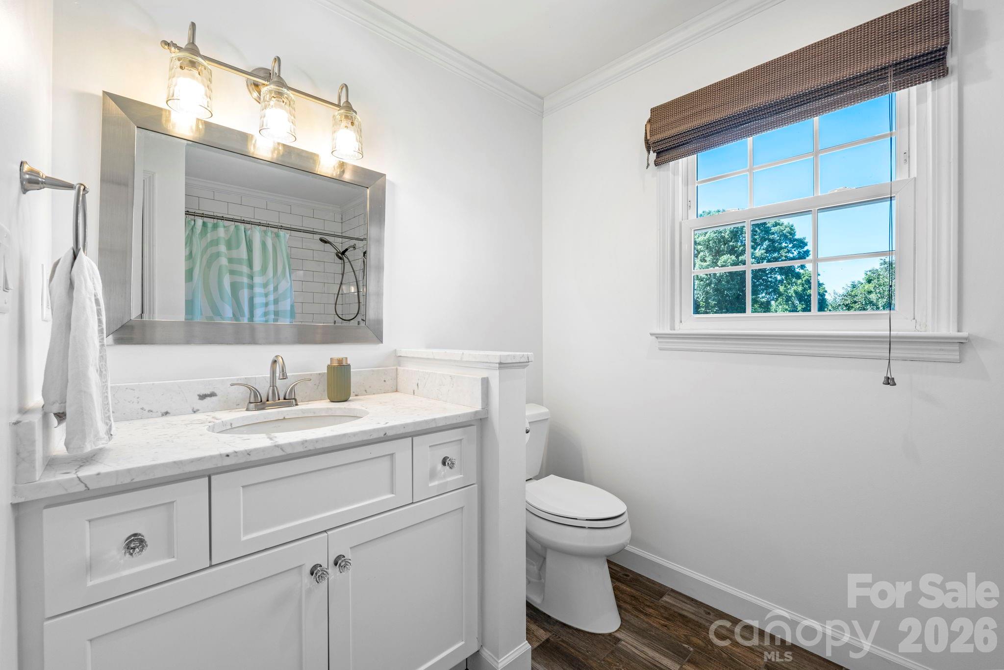 8005 Island View Court — Denver