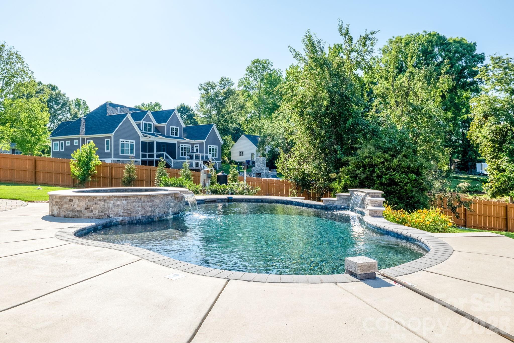 8005 Island View Court — Denver