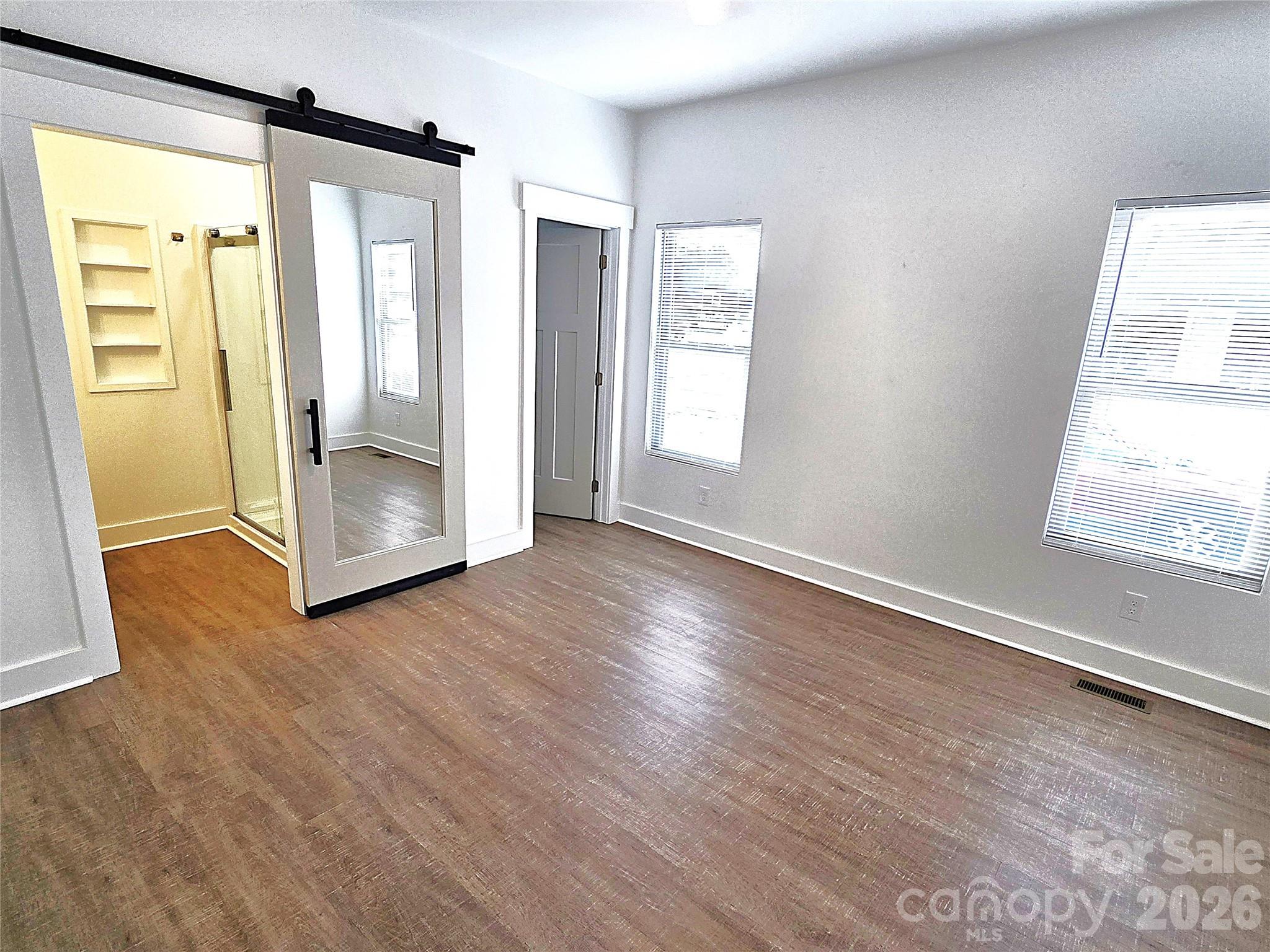 774 8th Street NE — Hickory