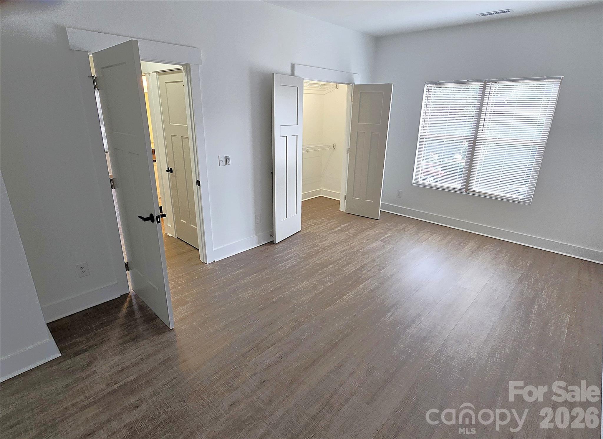 774 8th Street NE — Hickory