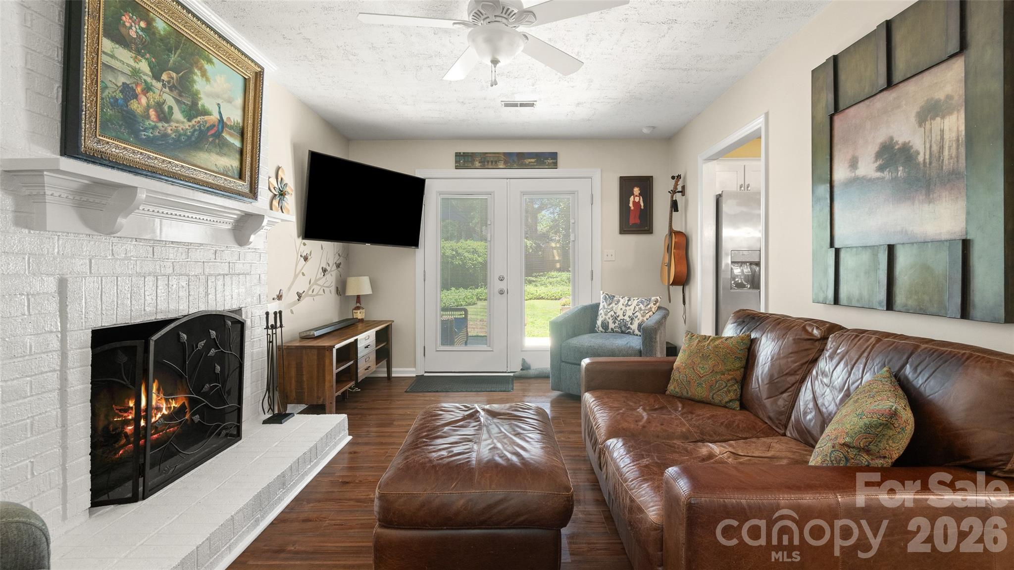 9126 Essen Lane — Charlotte