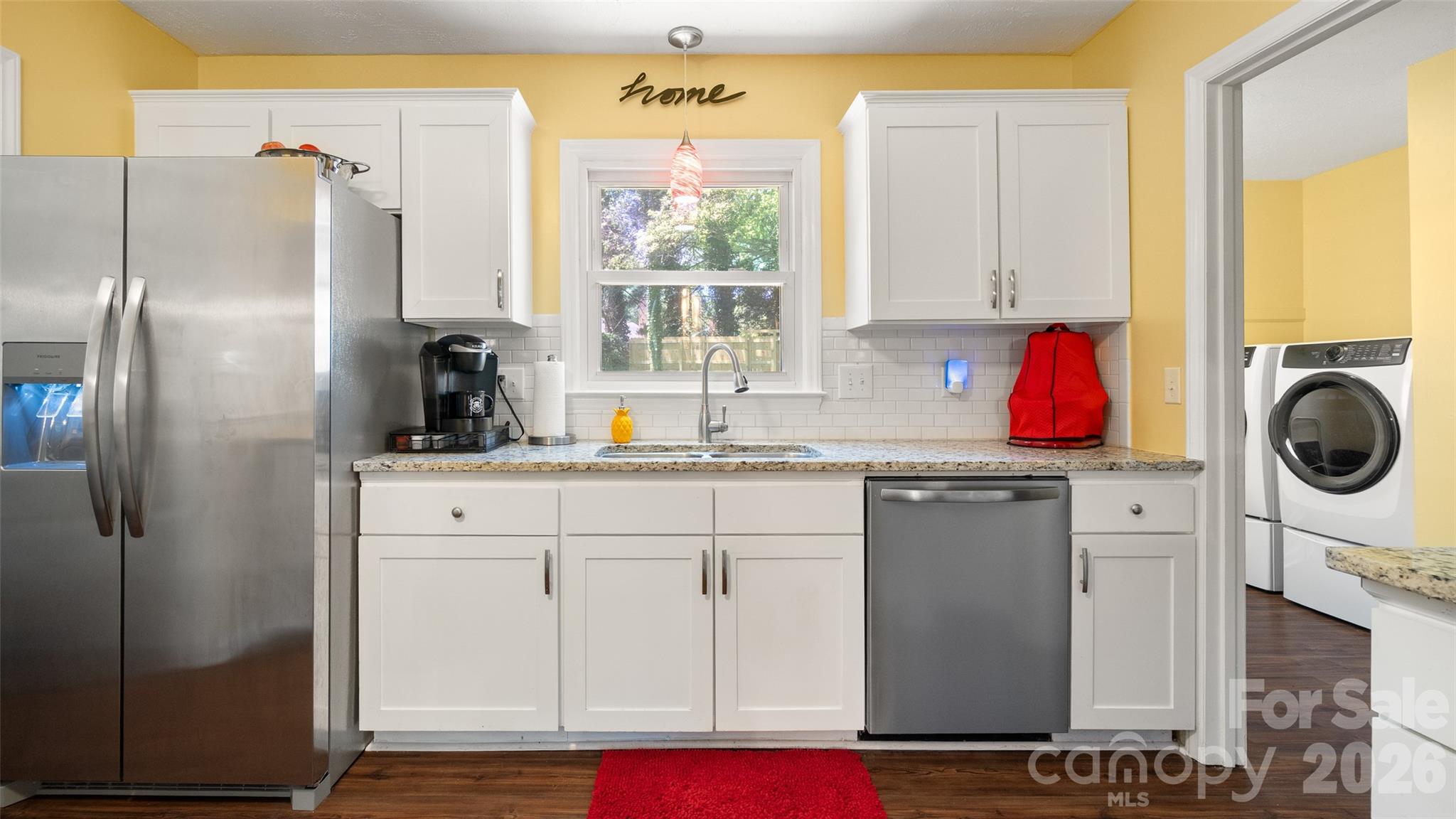9126 Essen Lane — Charlotte