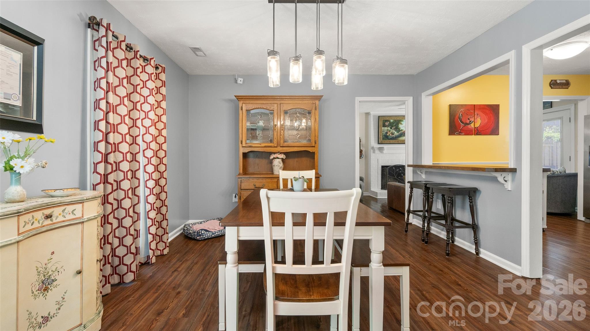 9126 Essen Lane — Charlotte