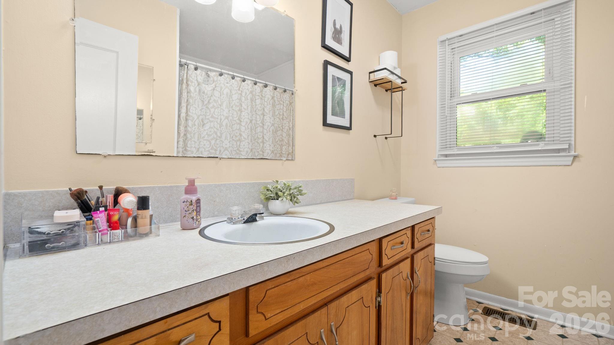 3442 Matthews Indian Trail Road — Matthews