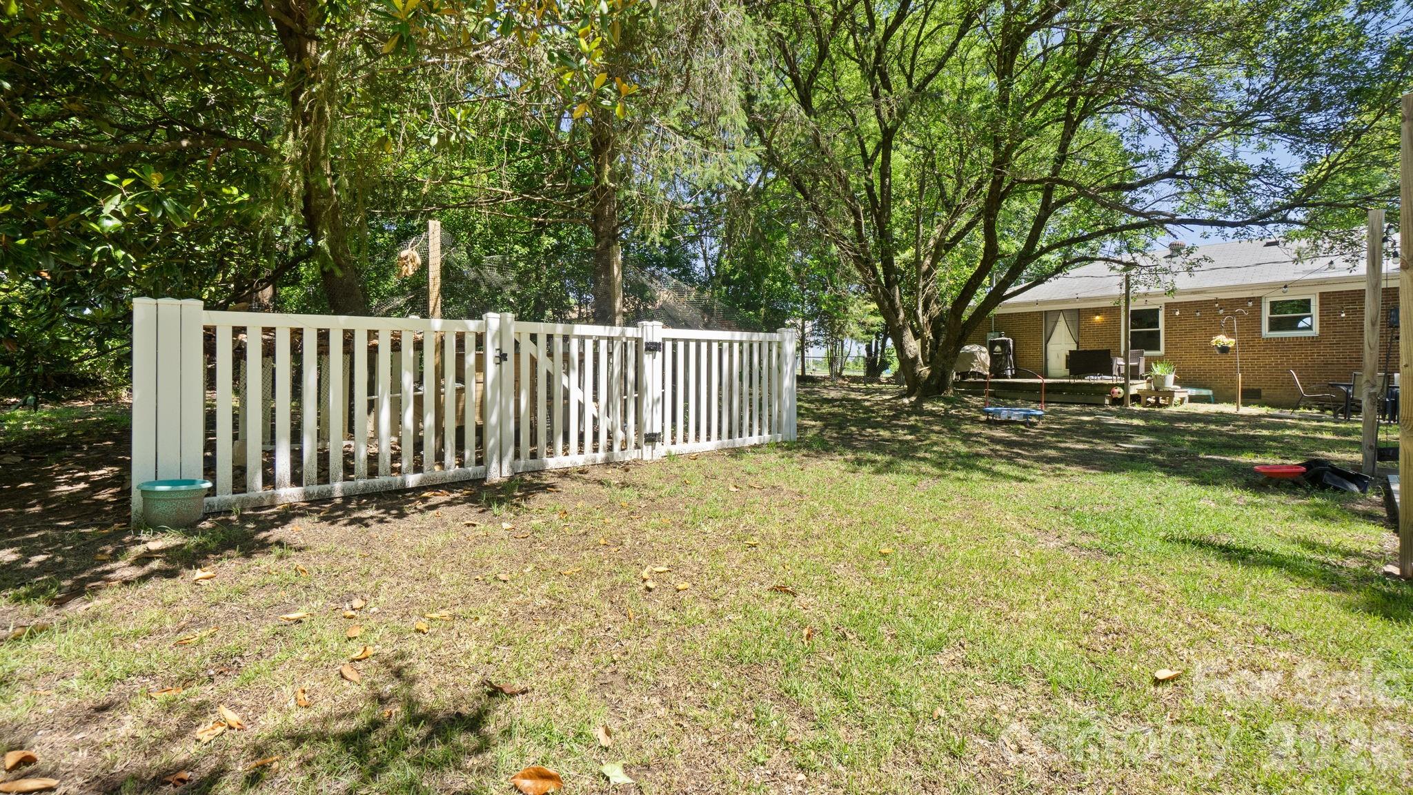 3442 Matthews Indian Trail Road — Matthews