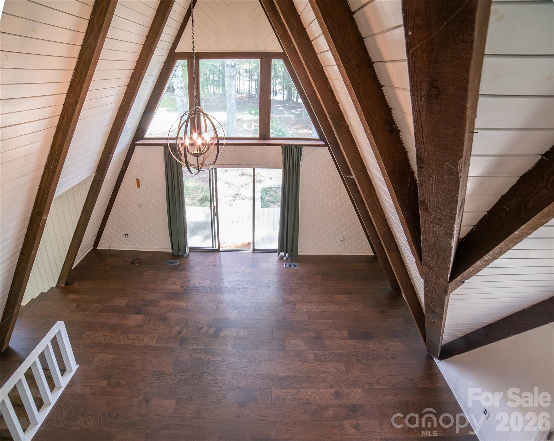 3555 Majestic View Place — Lenoir