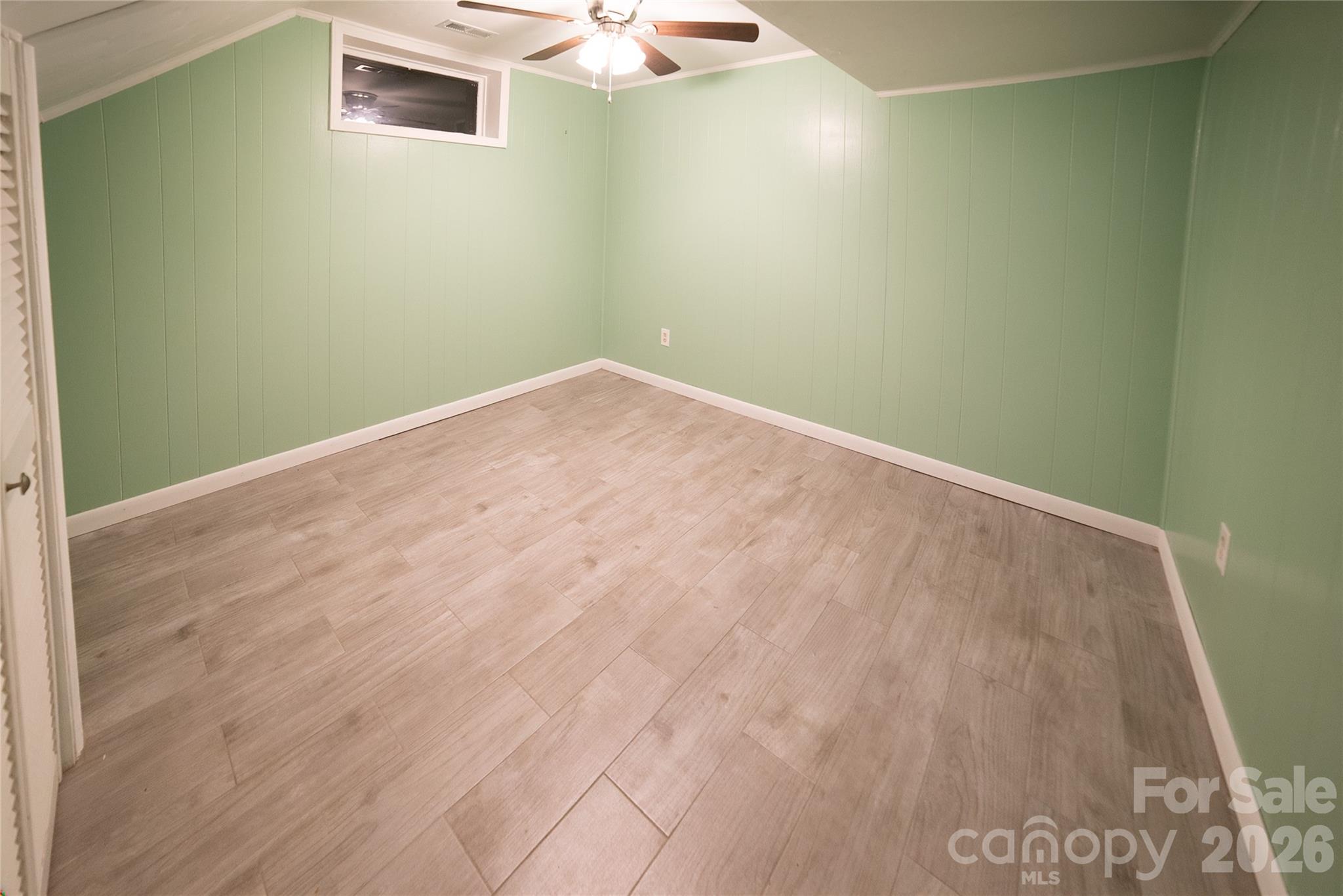 3555 Majestic View Place — Lenoir