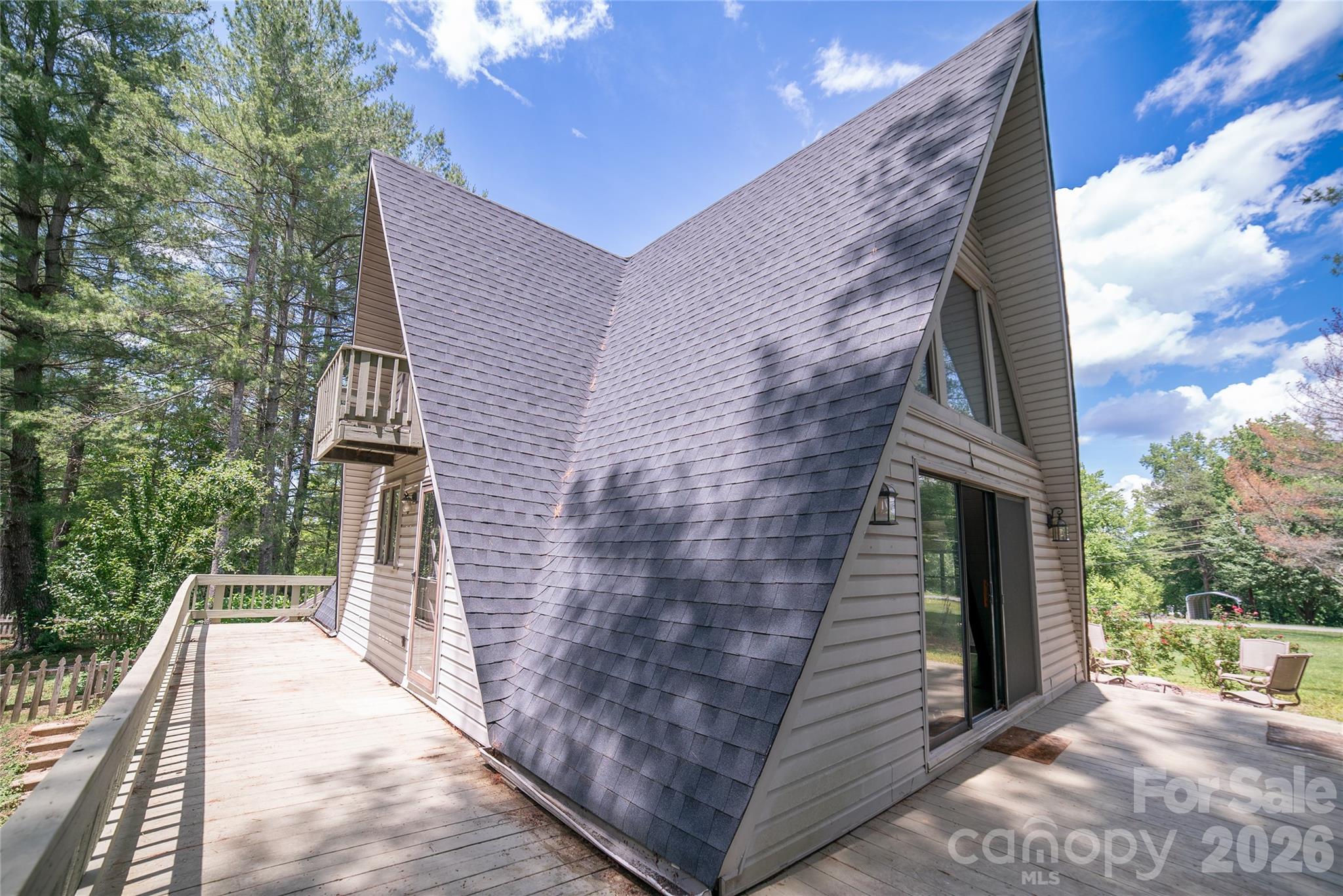 3555 Majestic View Place — Lenoir