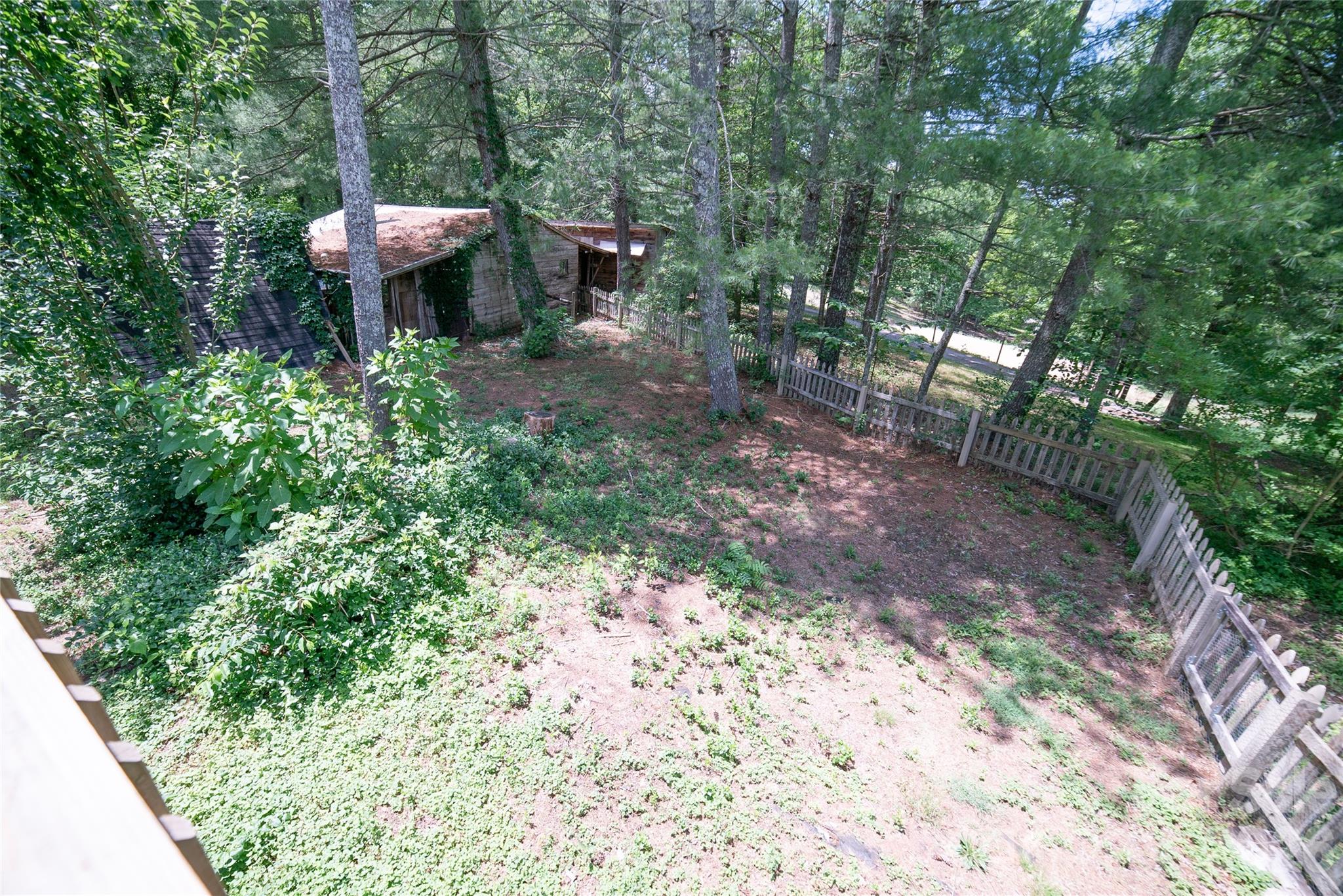 3555 Majestic View Place — Lenoir