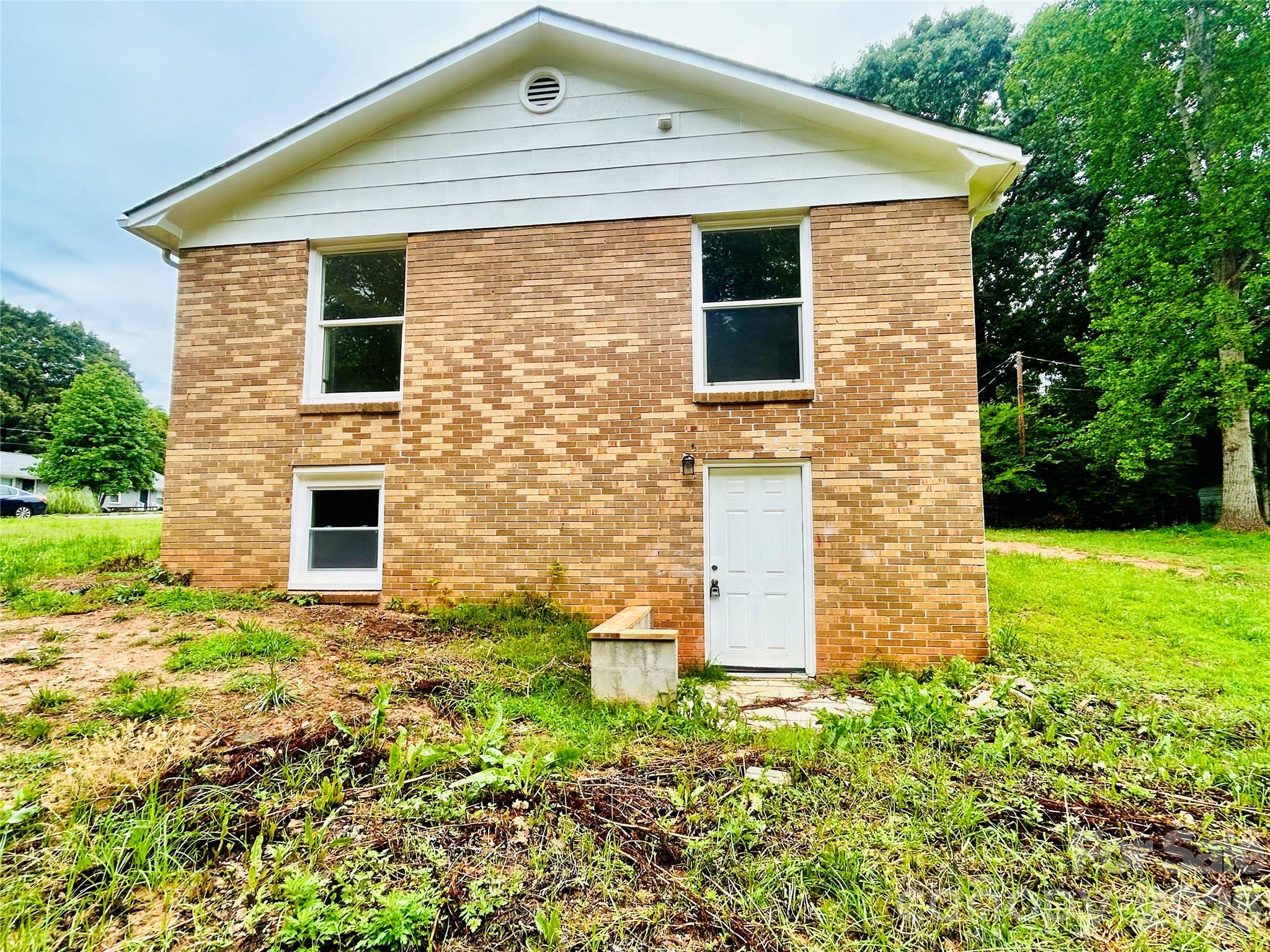 400 Ponderosa Road #14 — Stanley