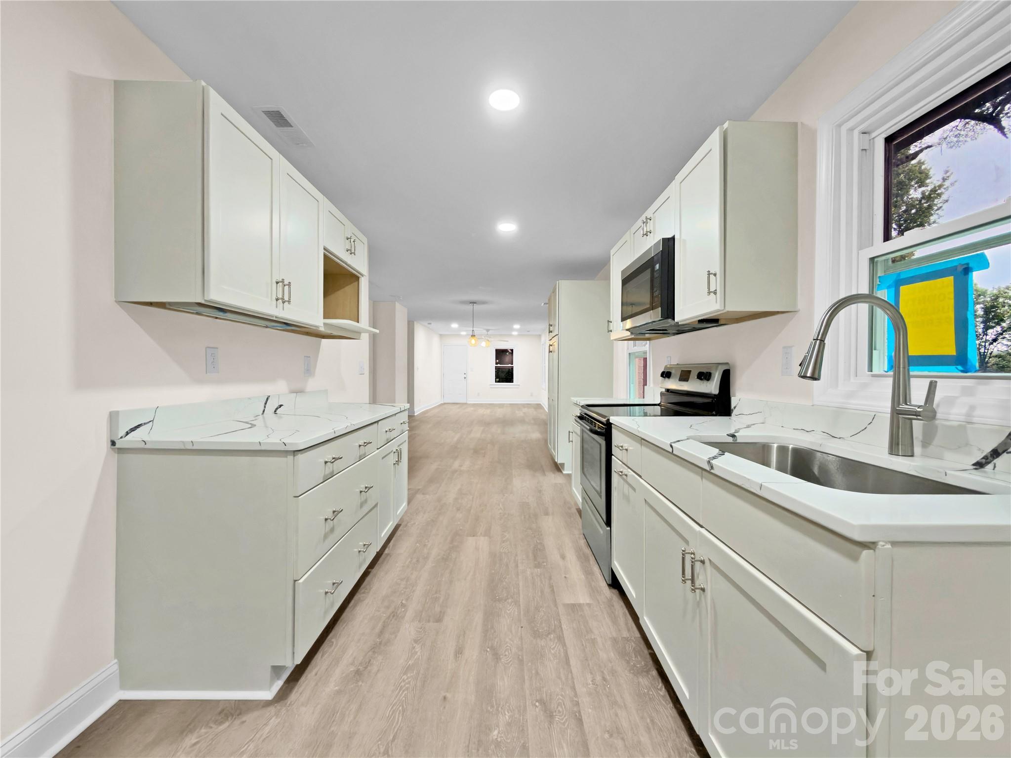 218 Palmer Street NW — Lenoir