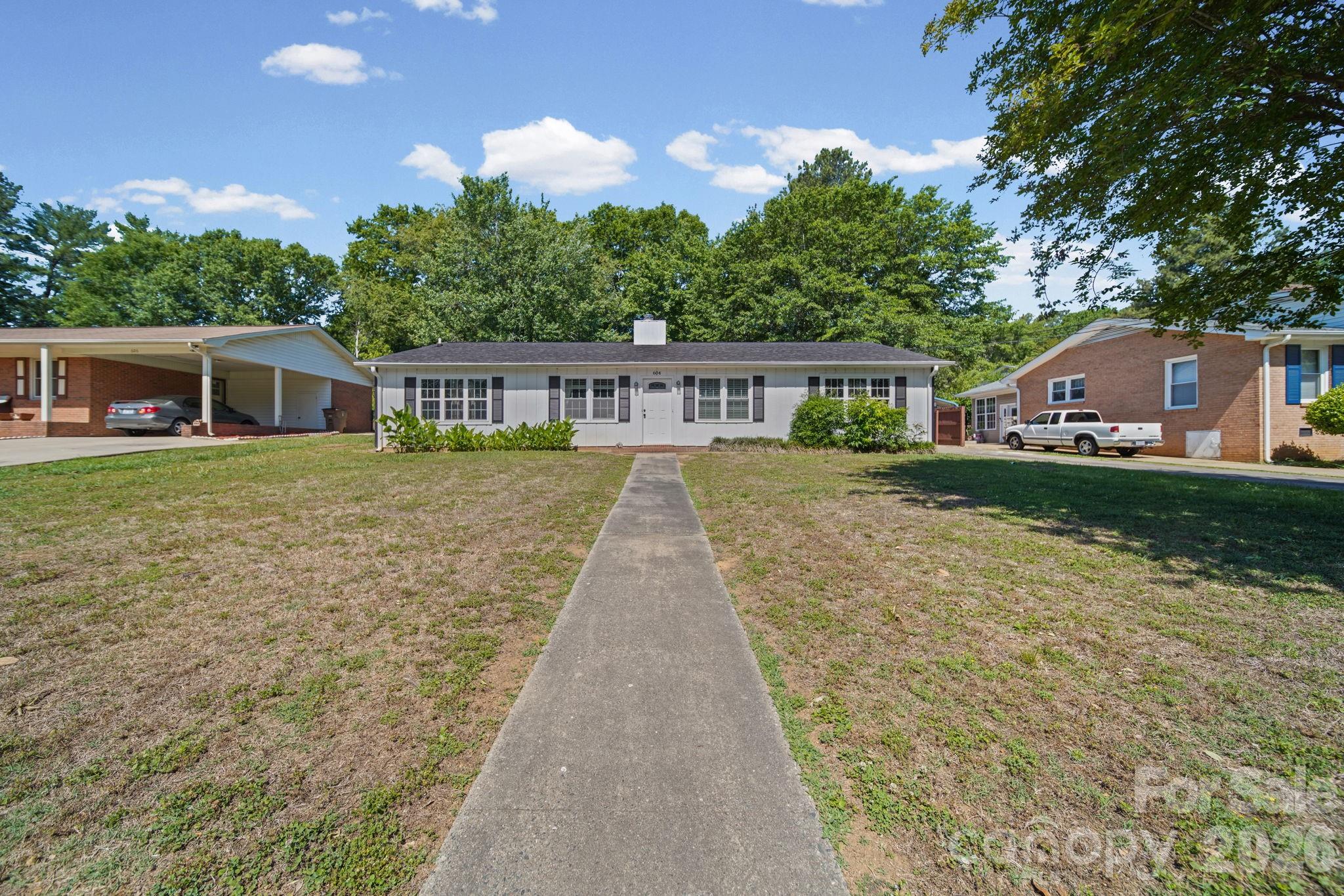 604 Leander Street — Shelby
