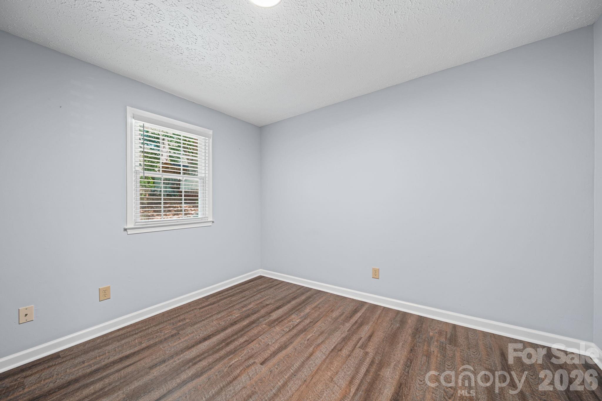 604 Leander Street — Shelby