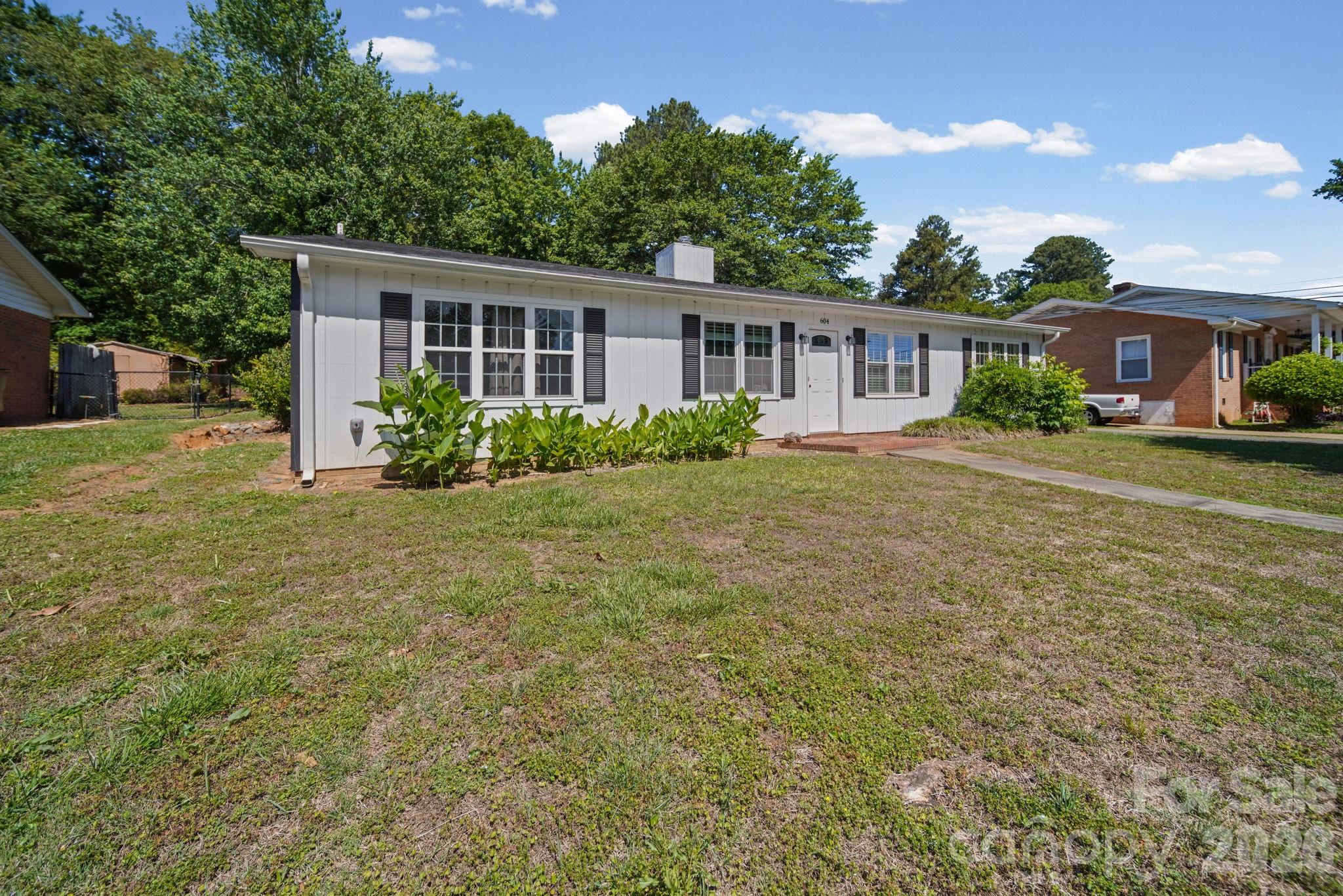 604 Leander Street — Shelby