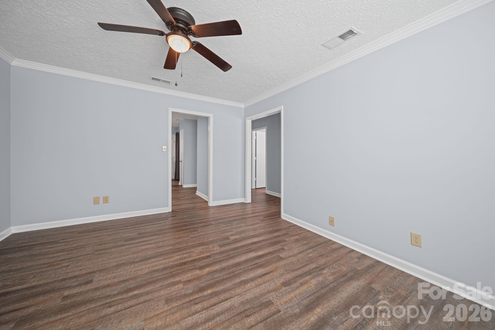 604 Leander Street — Shelby