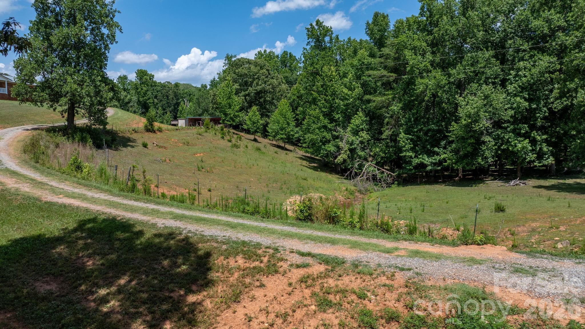 4080 Lanes Road — Vale
