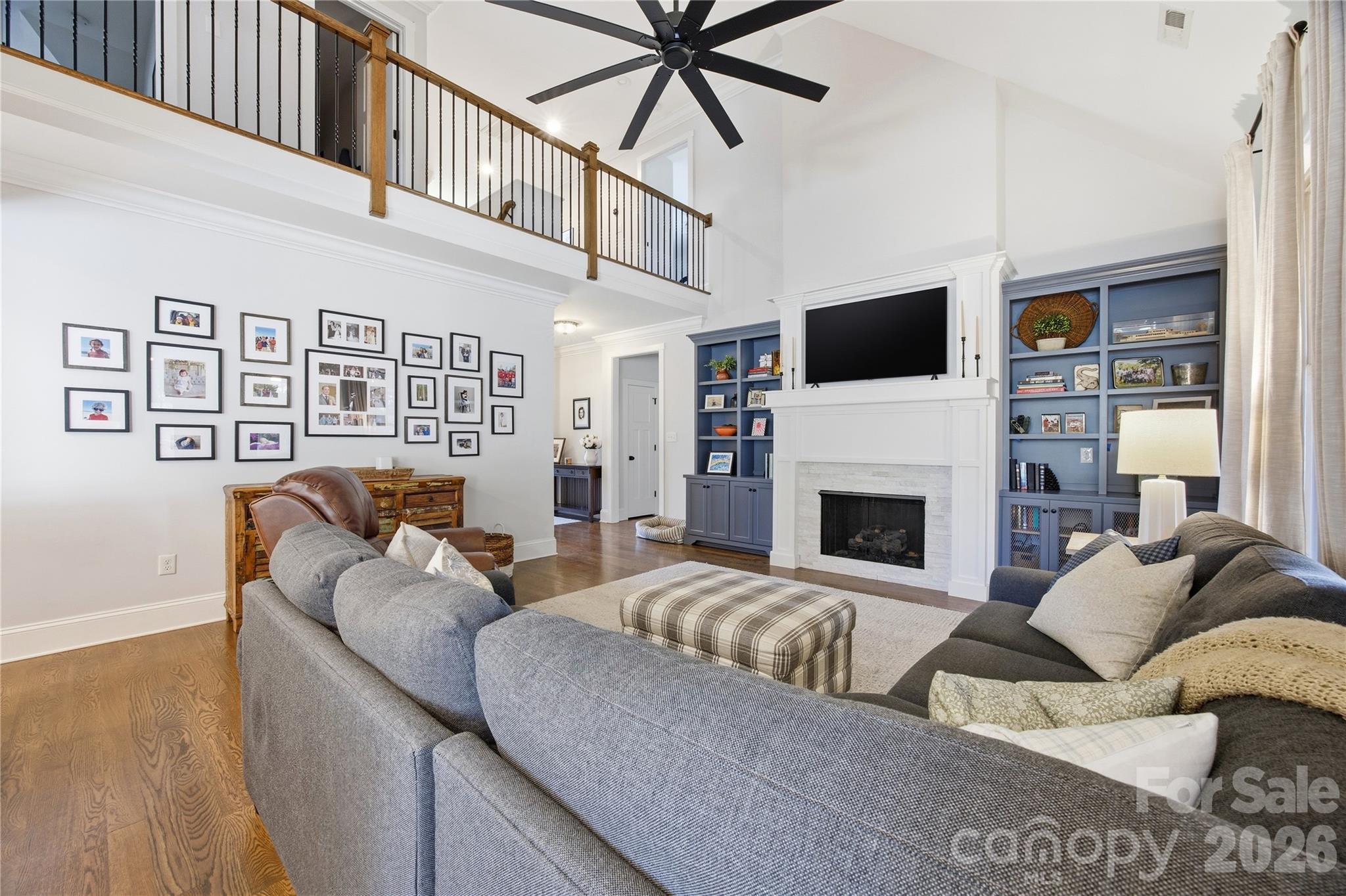 1005 S Point Road — Belmont