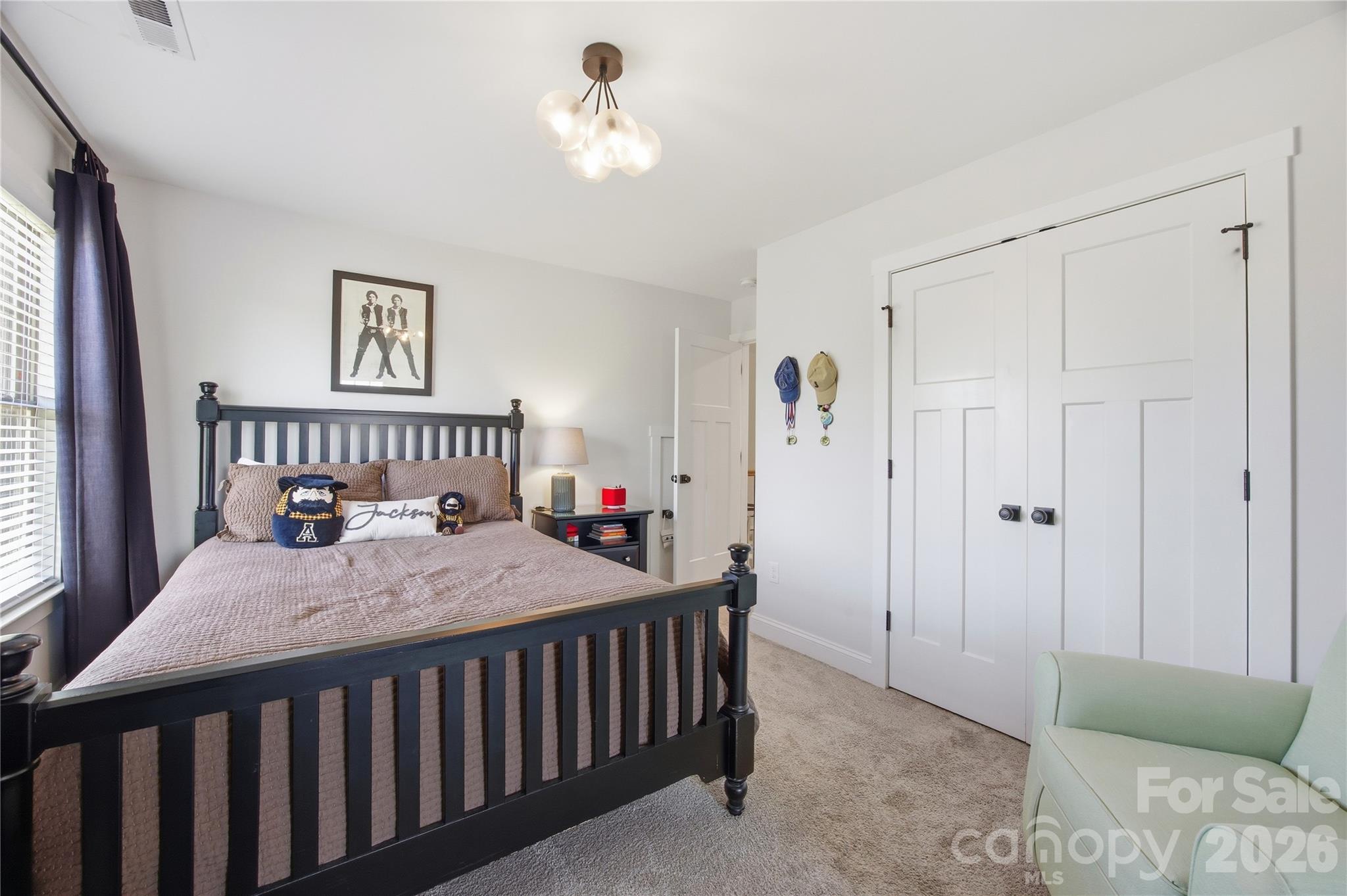 1005 S Point Road — Belmont