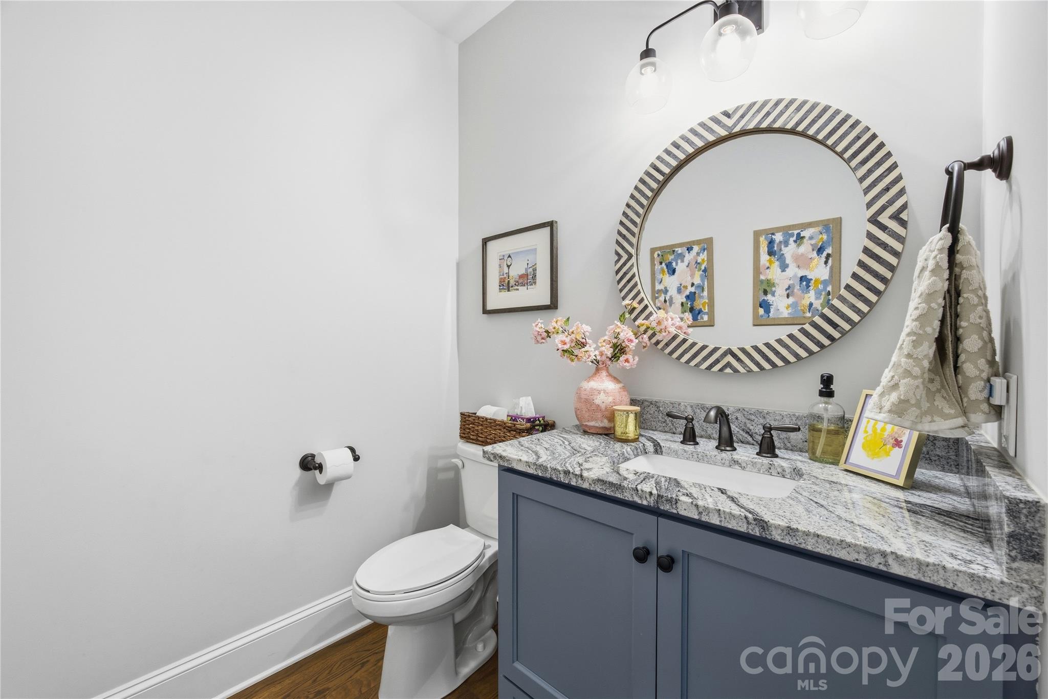 1005 S Point Road — Belmont