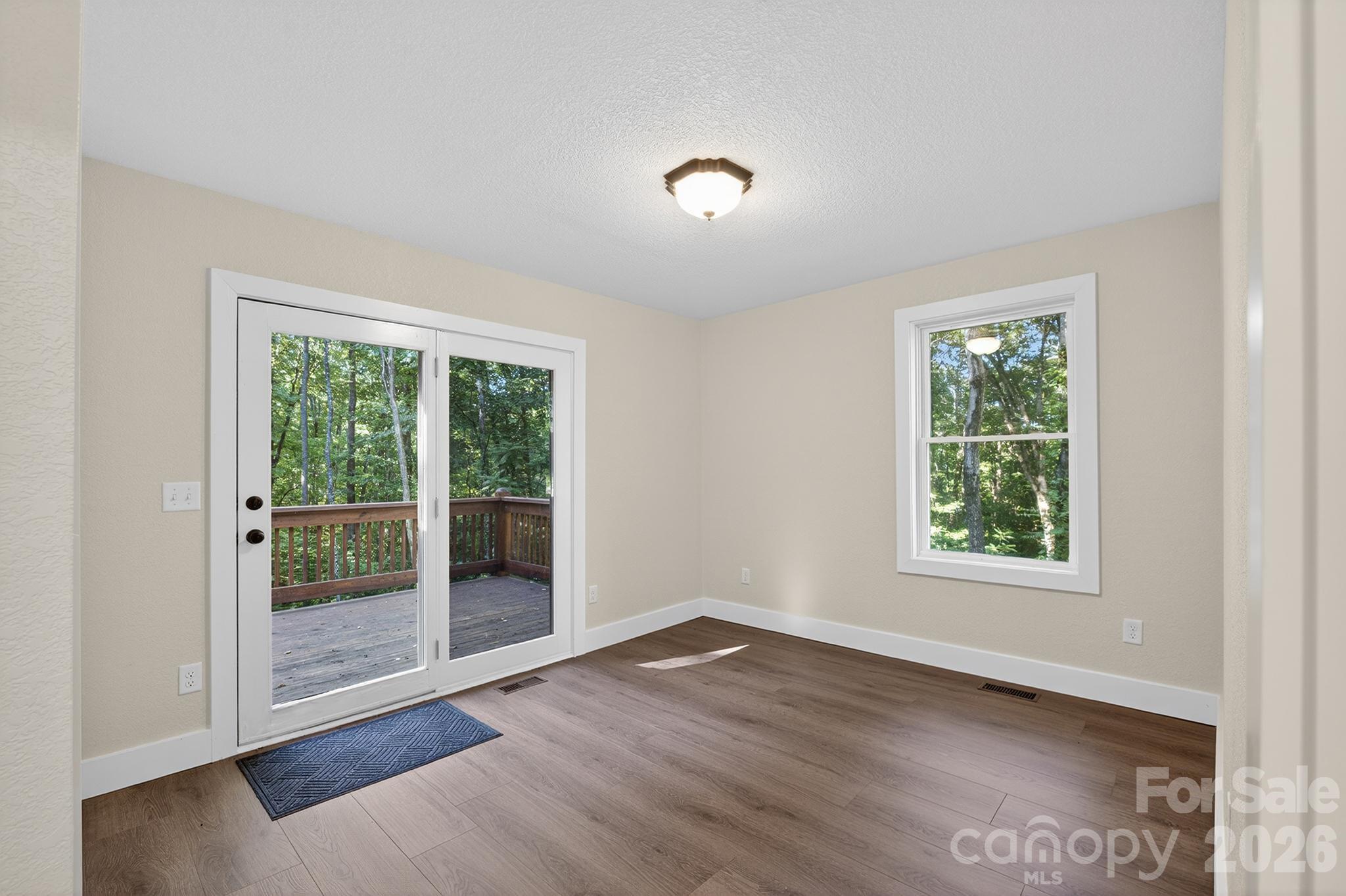 2448 Alfred Hartley Road — Lenoir