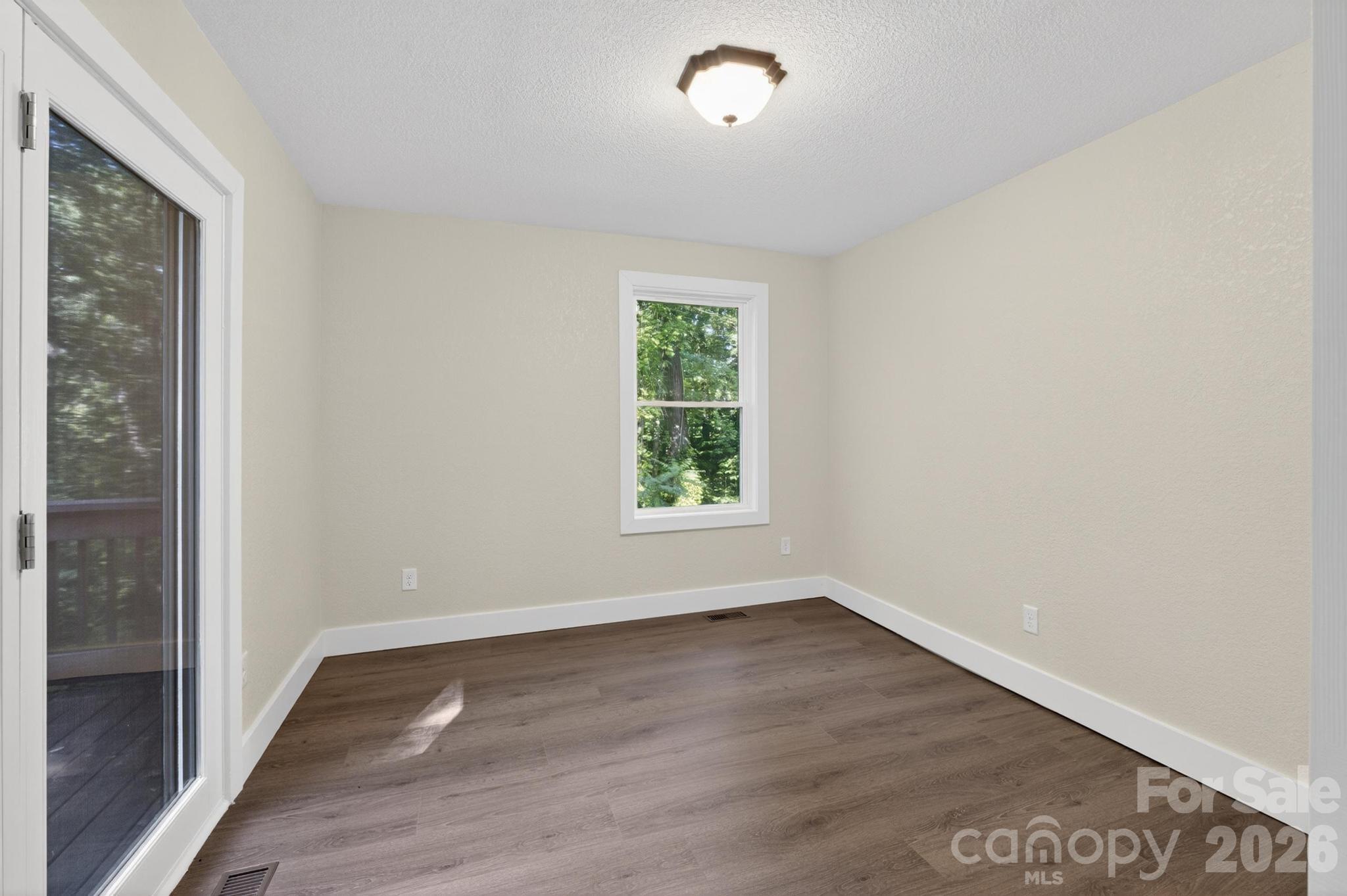 2448 Alfred Hartley Road — Lenoir