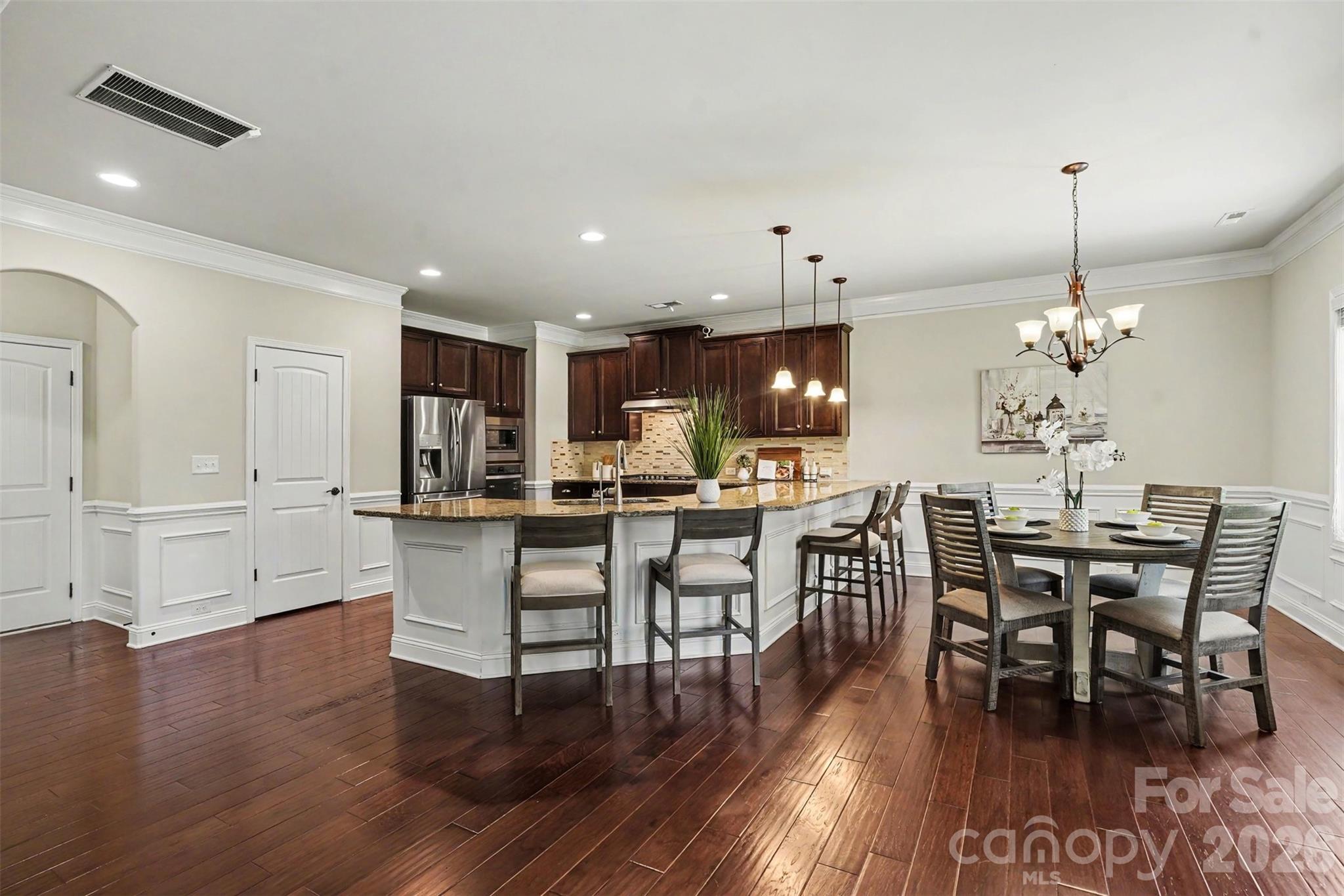 15301 Guthrie Drive — Huntersville
