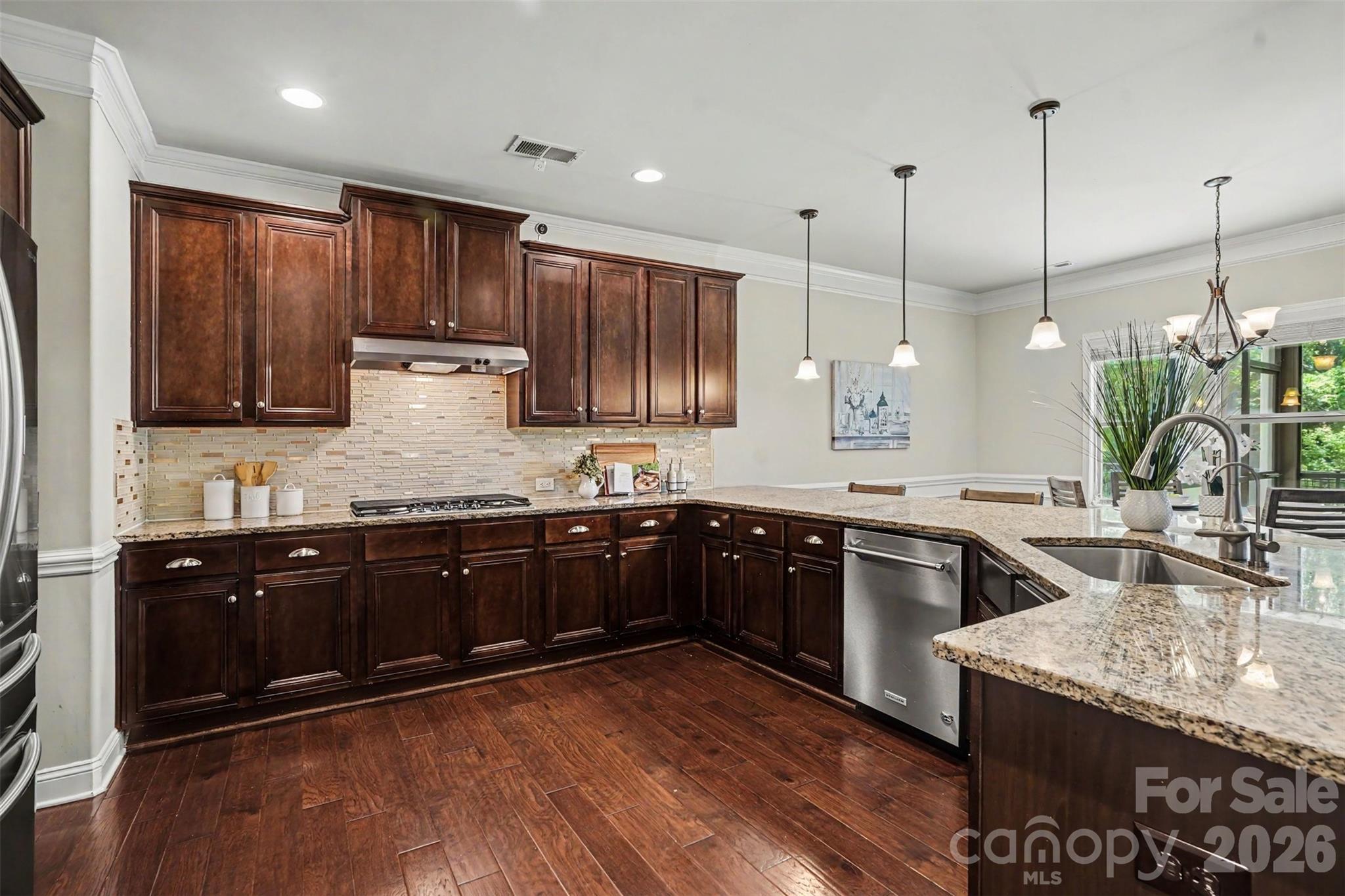15301 Guthrie Drive — Huntersville