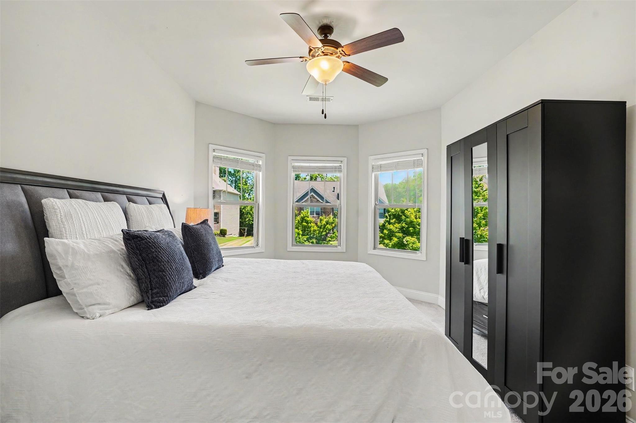 15301 Guthrie Drive — Huntersville