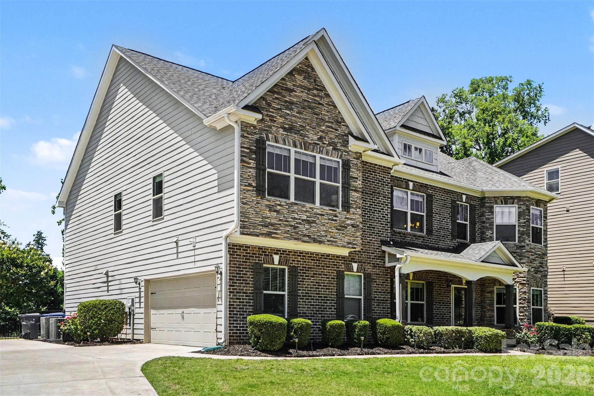 15301 Guthrie Drive — Huntersville