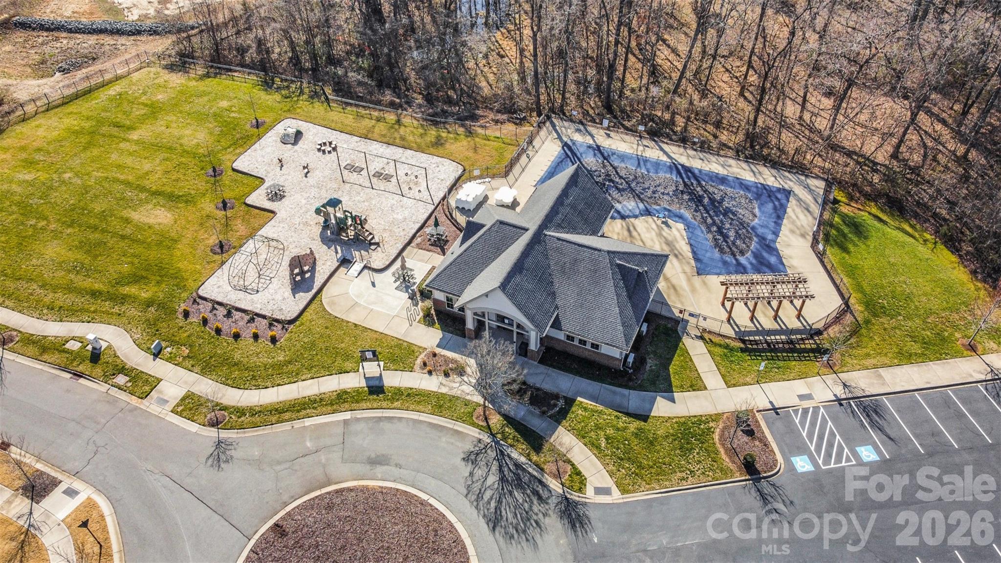 15301 Guthrie Drive — Huntersville