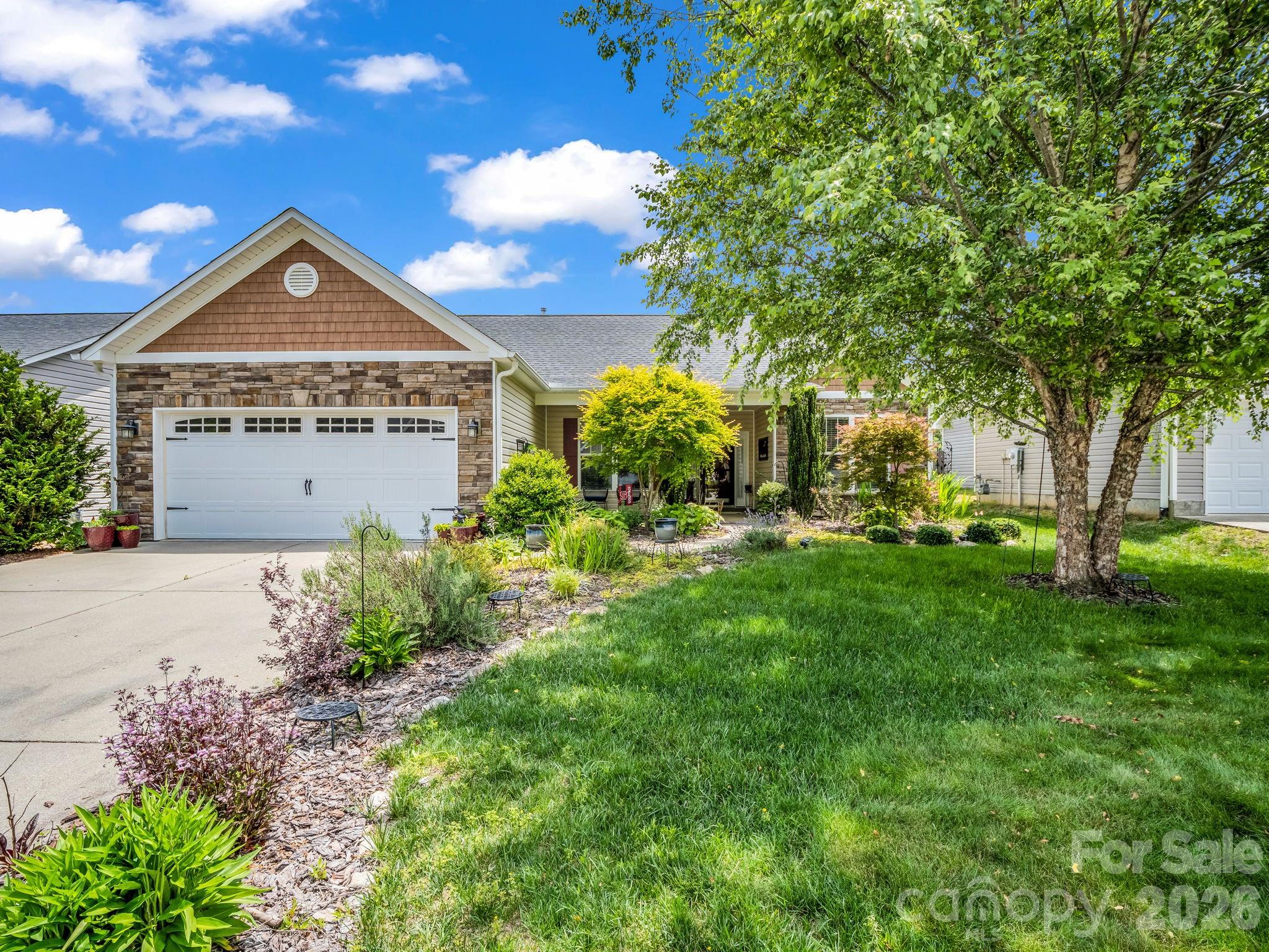 74 Foxtail Court — Hendersonville